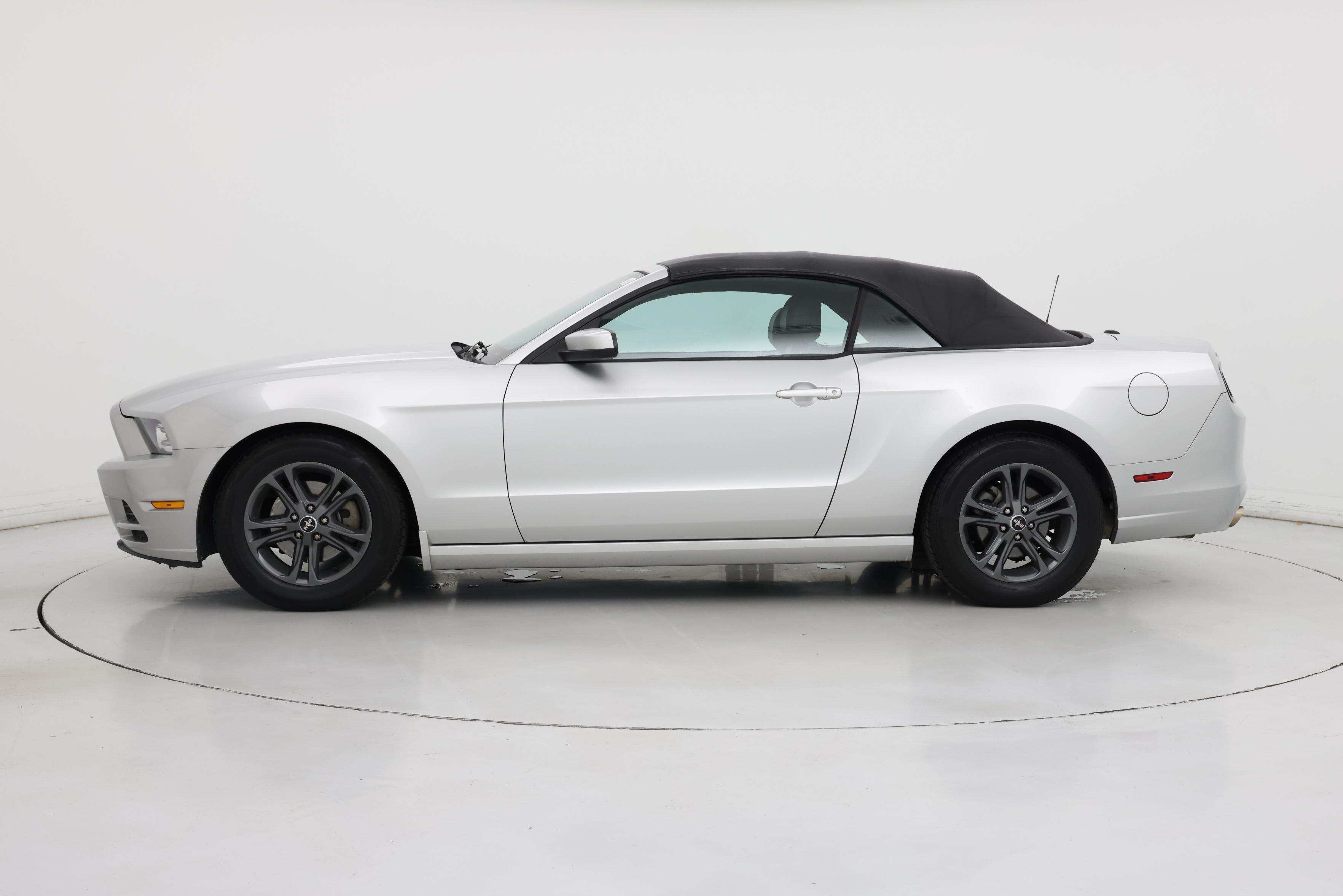 Thumbnail: 2014 Ford Mustang - 3