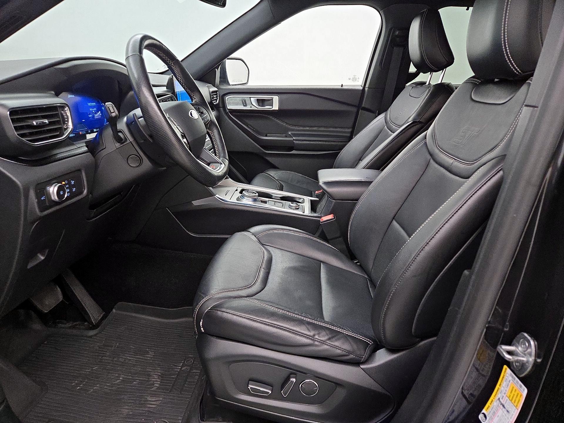 Thumbnail: 2020 Ford Explorer - 11