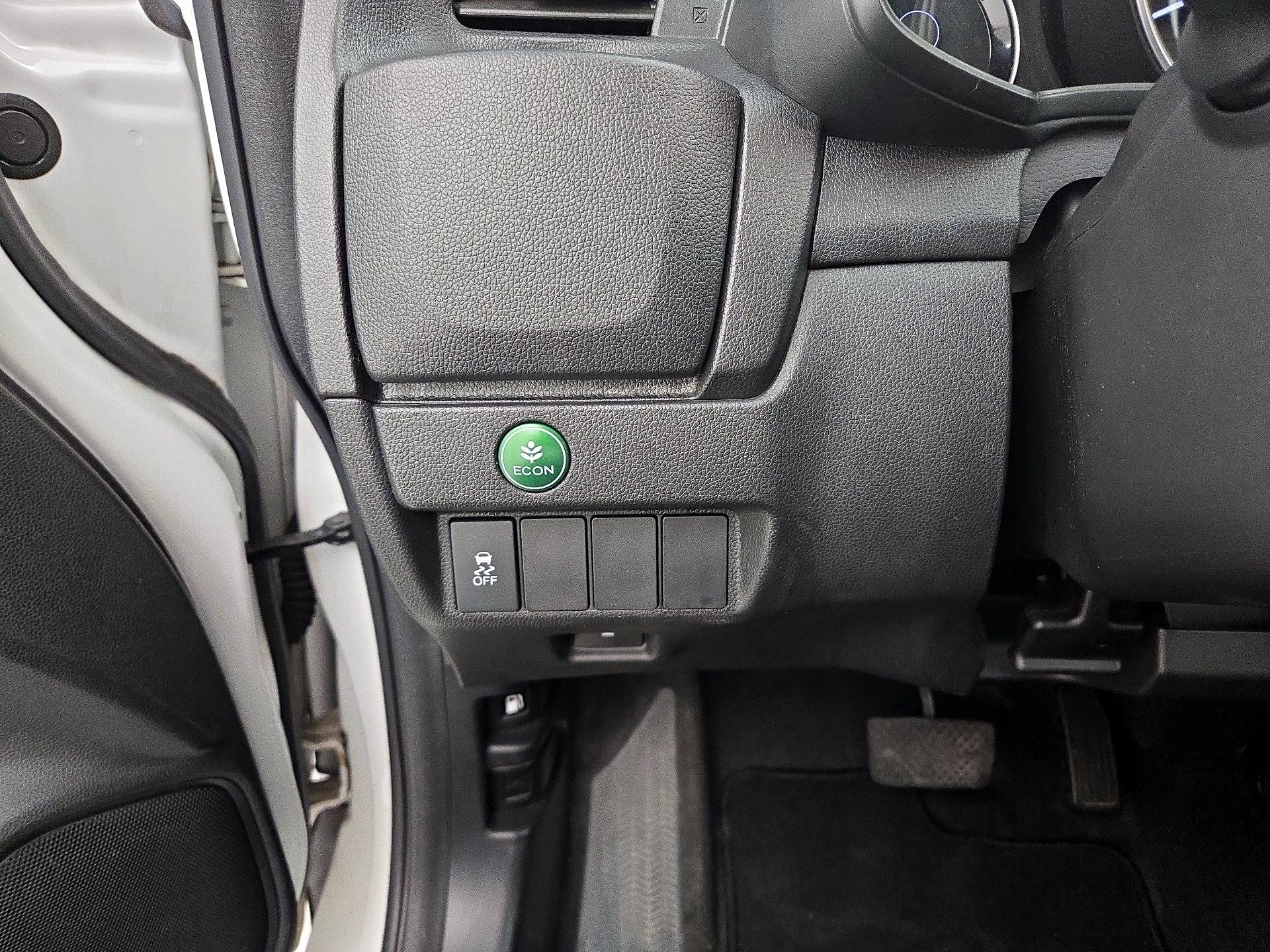 Thumbnail: 2015 Honda Fit - 13