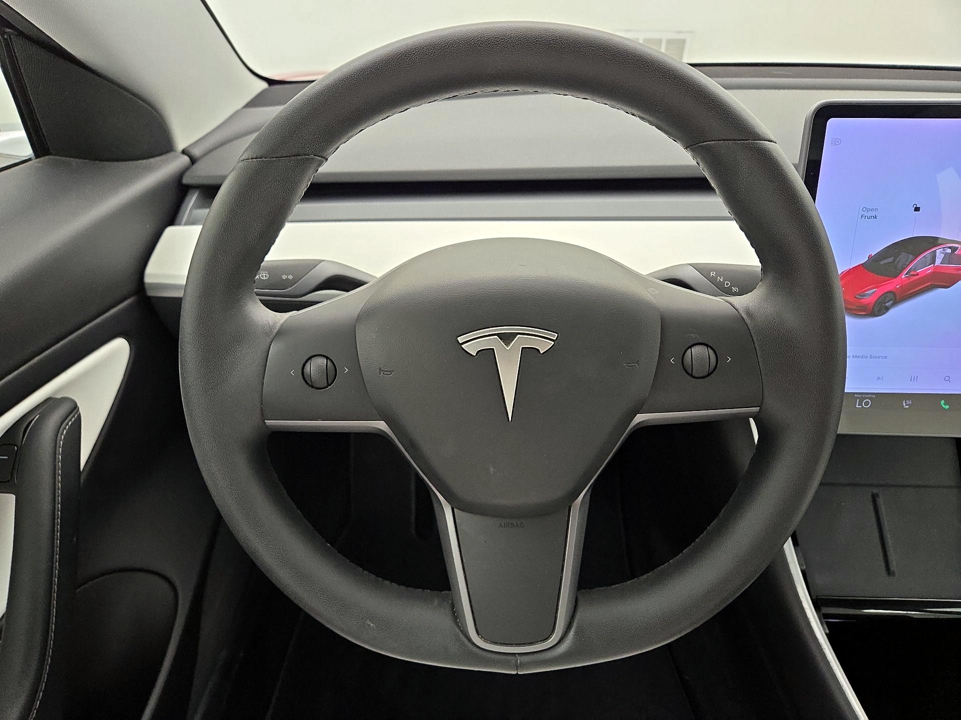 Thumbnail: 2020 Tesla Model 3 - 10