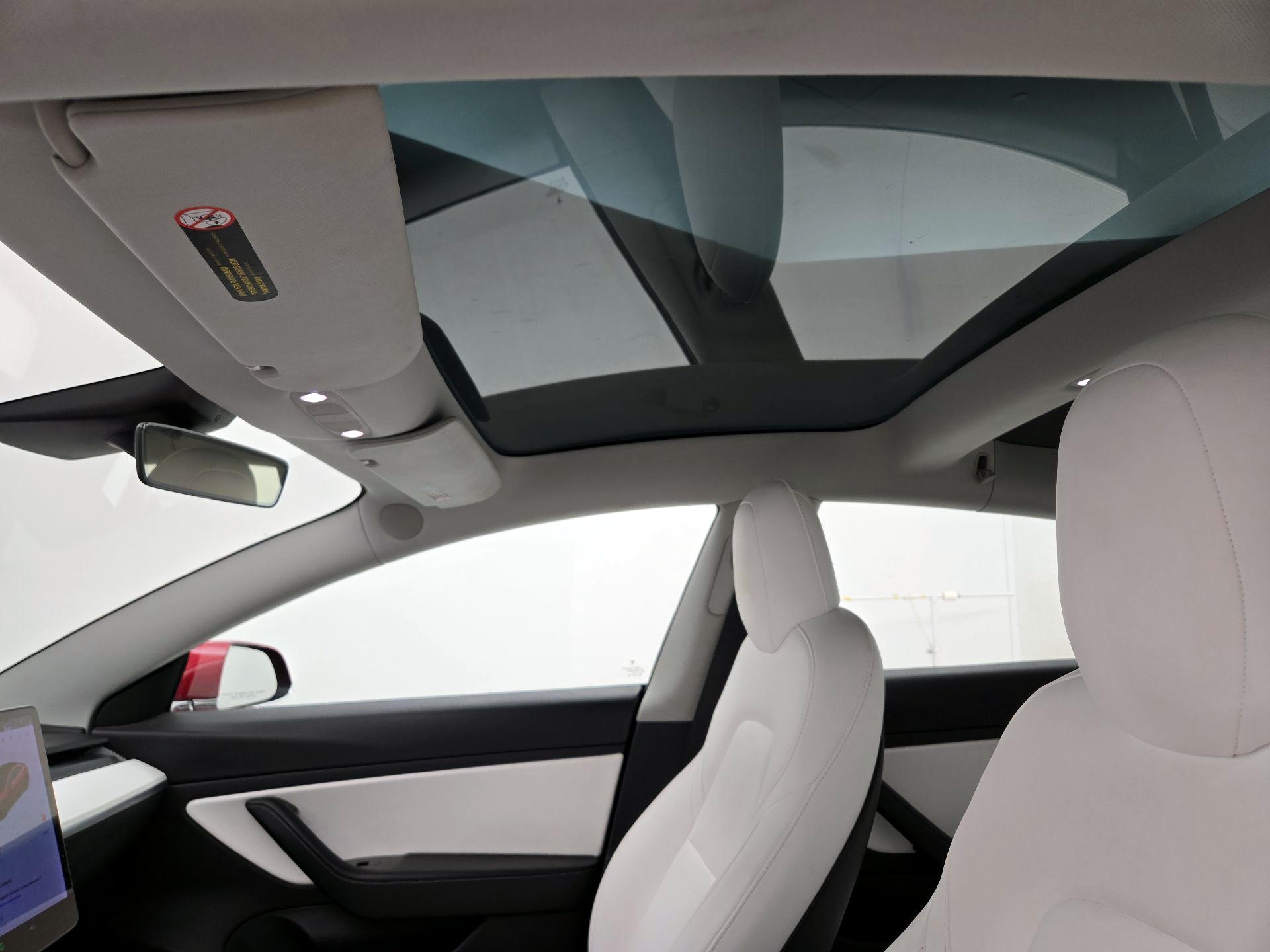 Thumbnail: 2020 Tesla Model 3 - 19