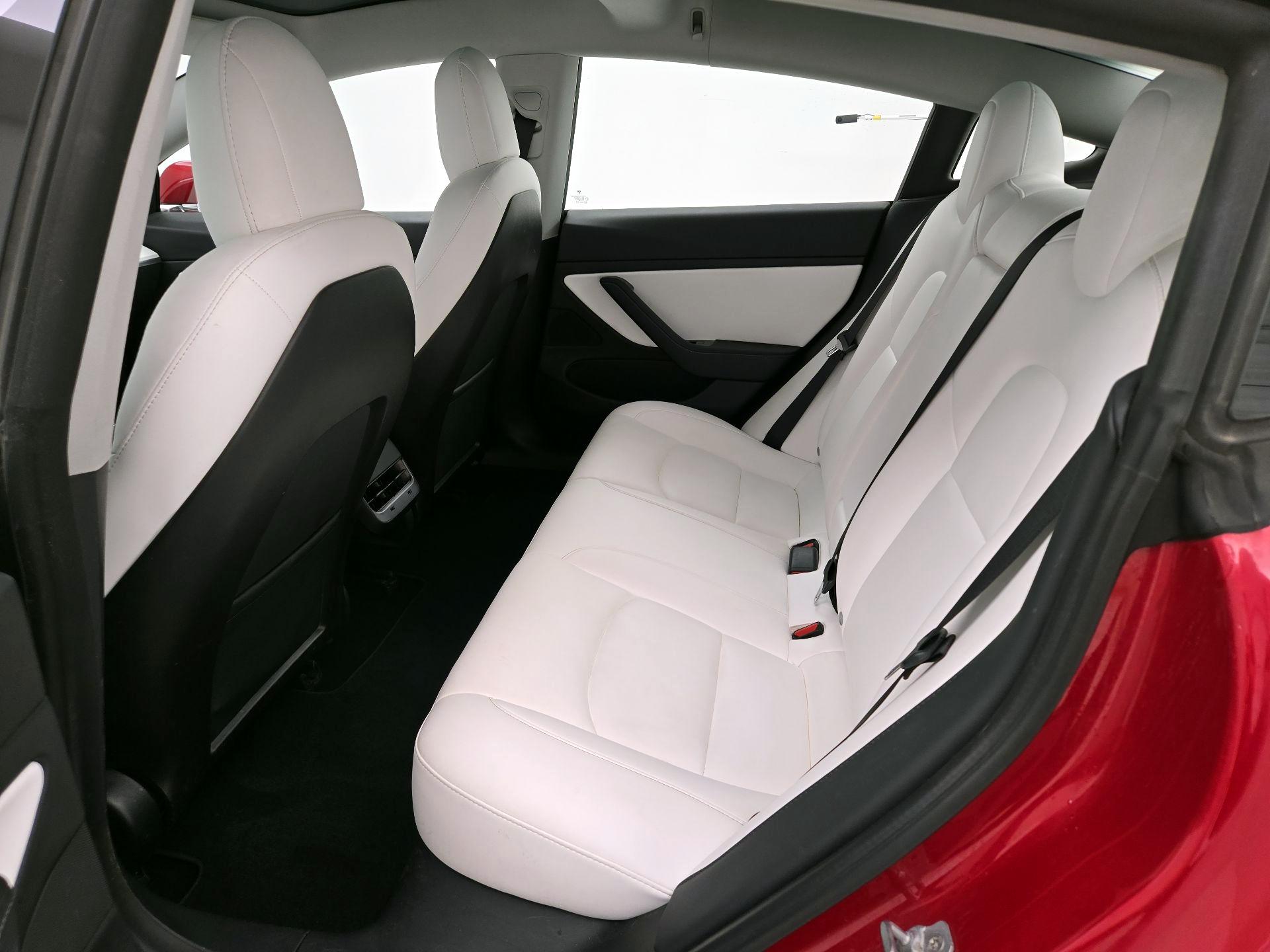Thumbnail: 2020 Tesla Model 3 - 20