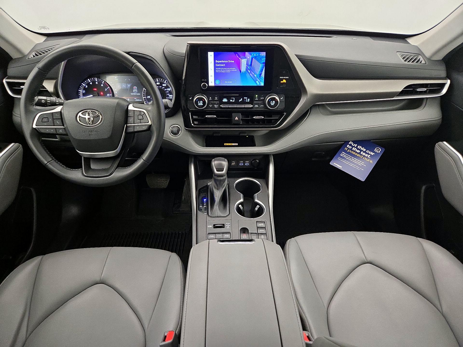 Thumbnail: 2023 Toyota Highlander - 9