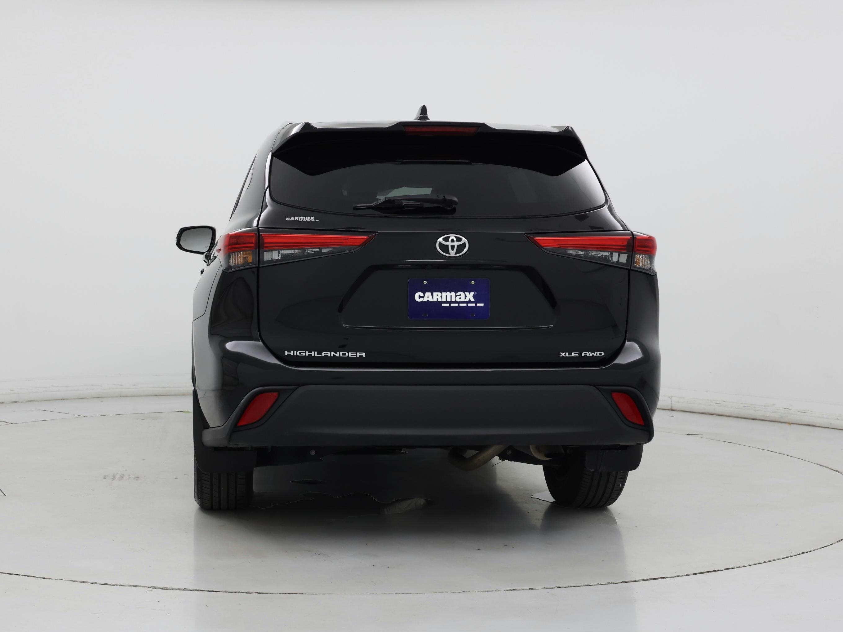 Thumbnail: 2023 Toyota Highlander - 6