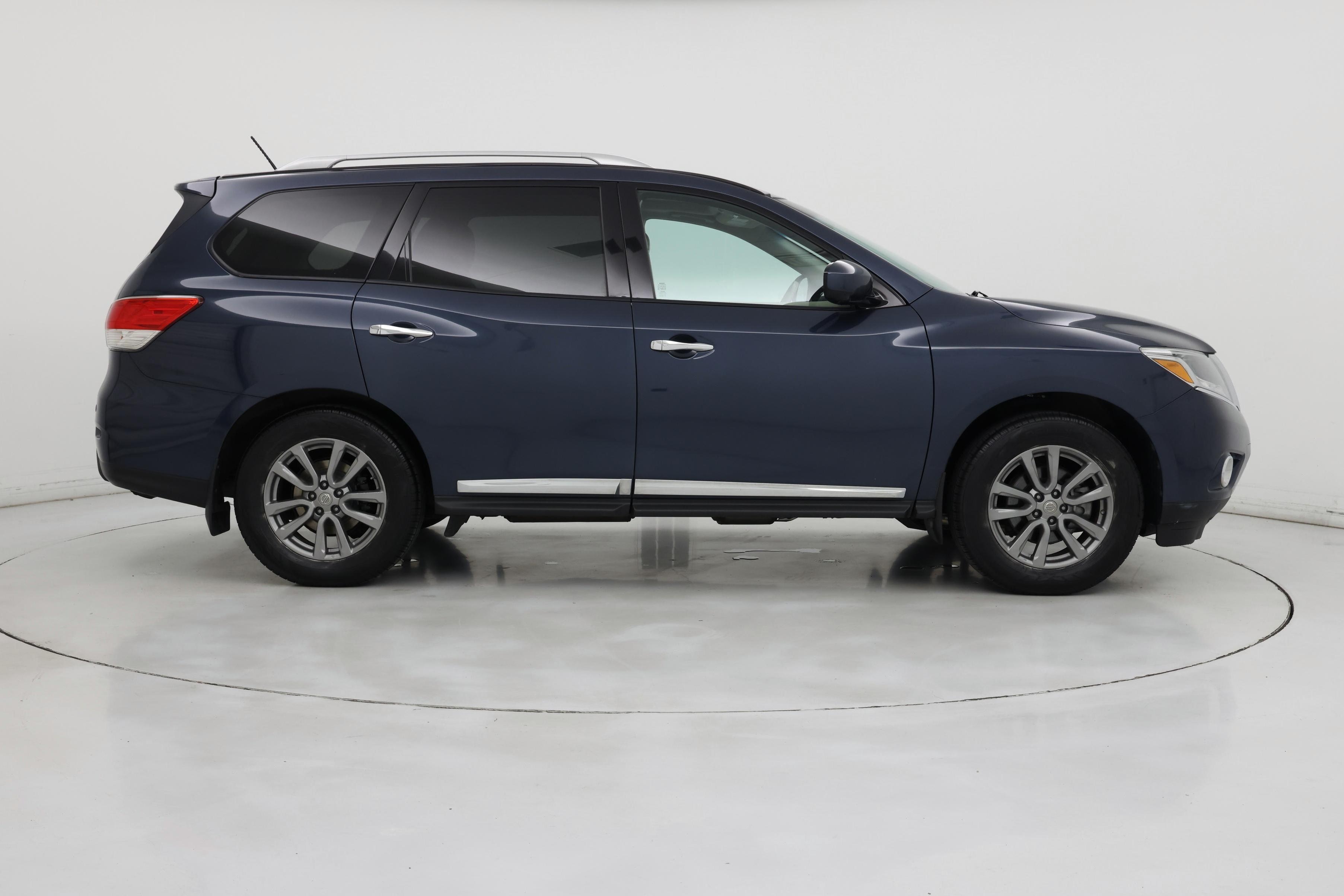 Thumbnail: 2015 Nissan Pathfinder - 7