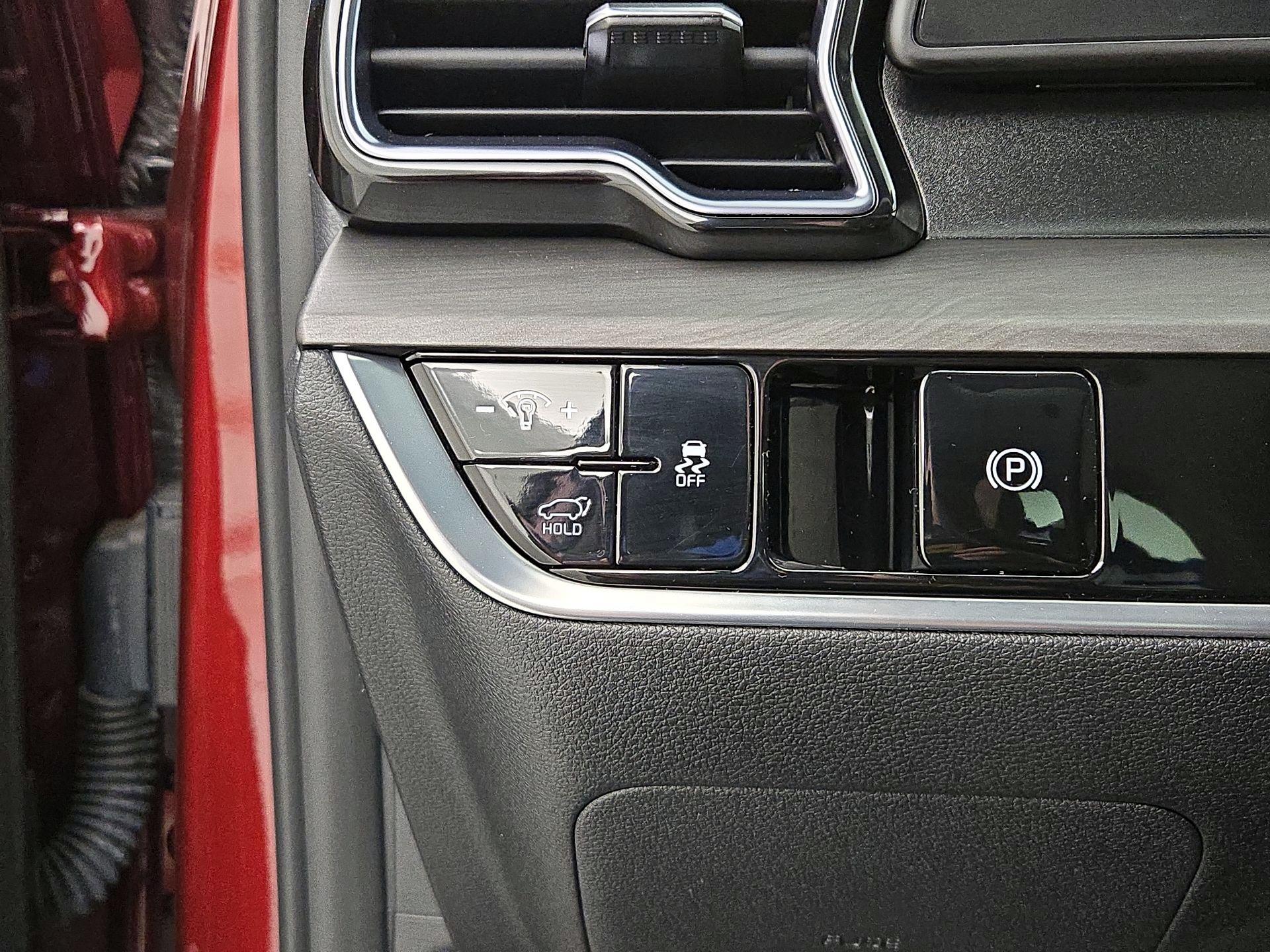 Thumbnail: 2023 Kia Sportage - 13