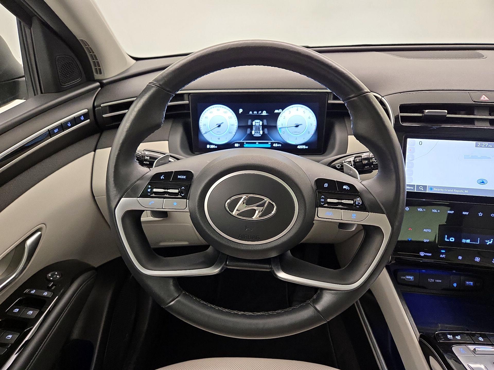 Thumbnail: 2022 Hyundai Tucson - 10