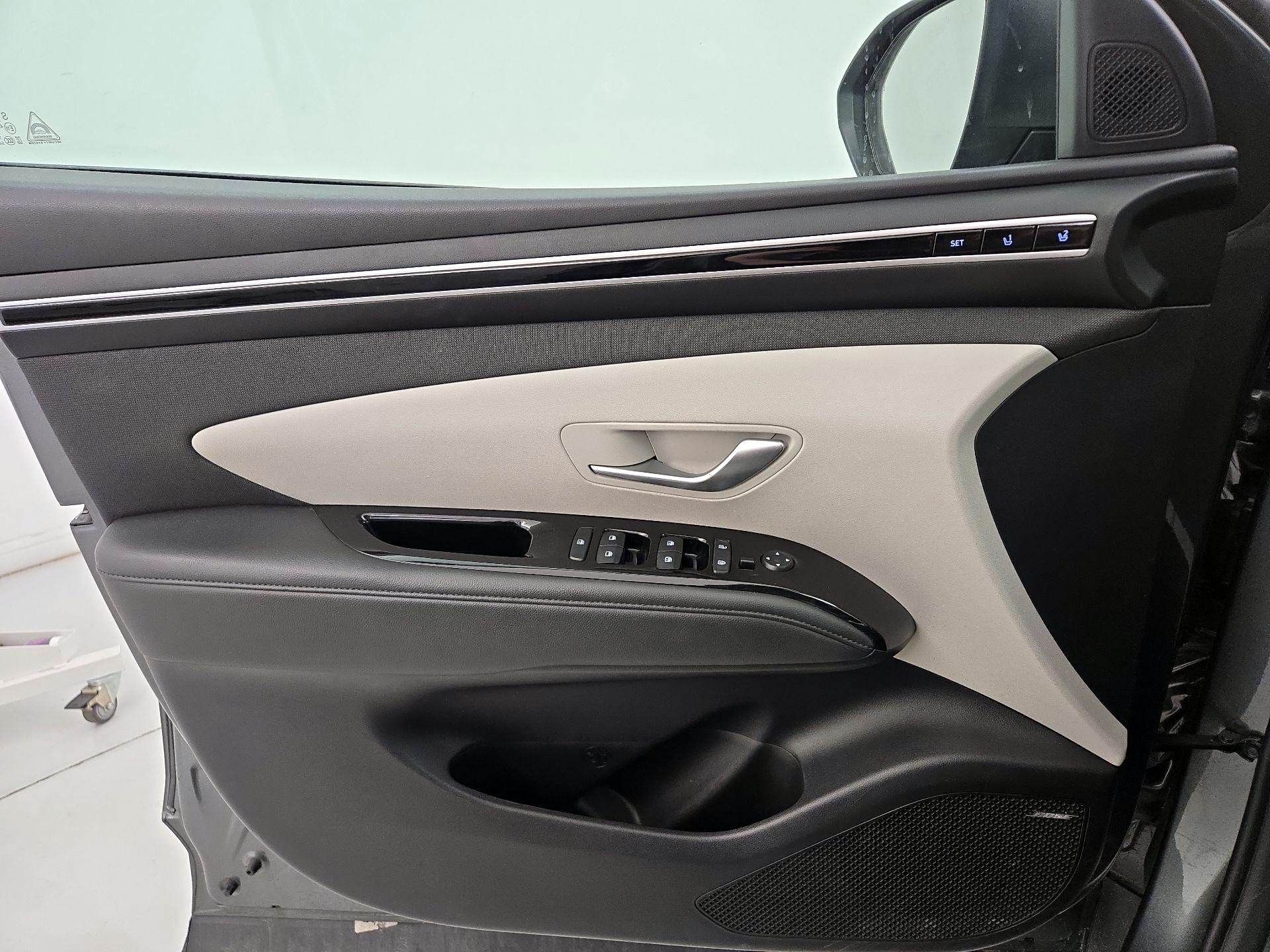 Thumbnail: 2022 Hyundai Tucson - 12