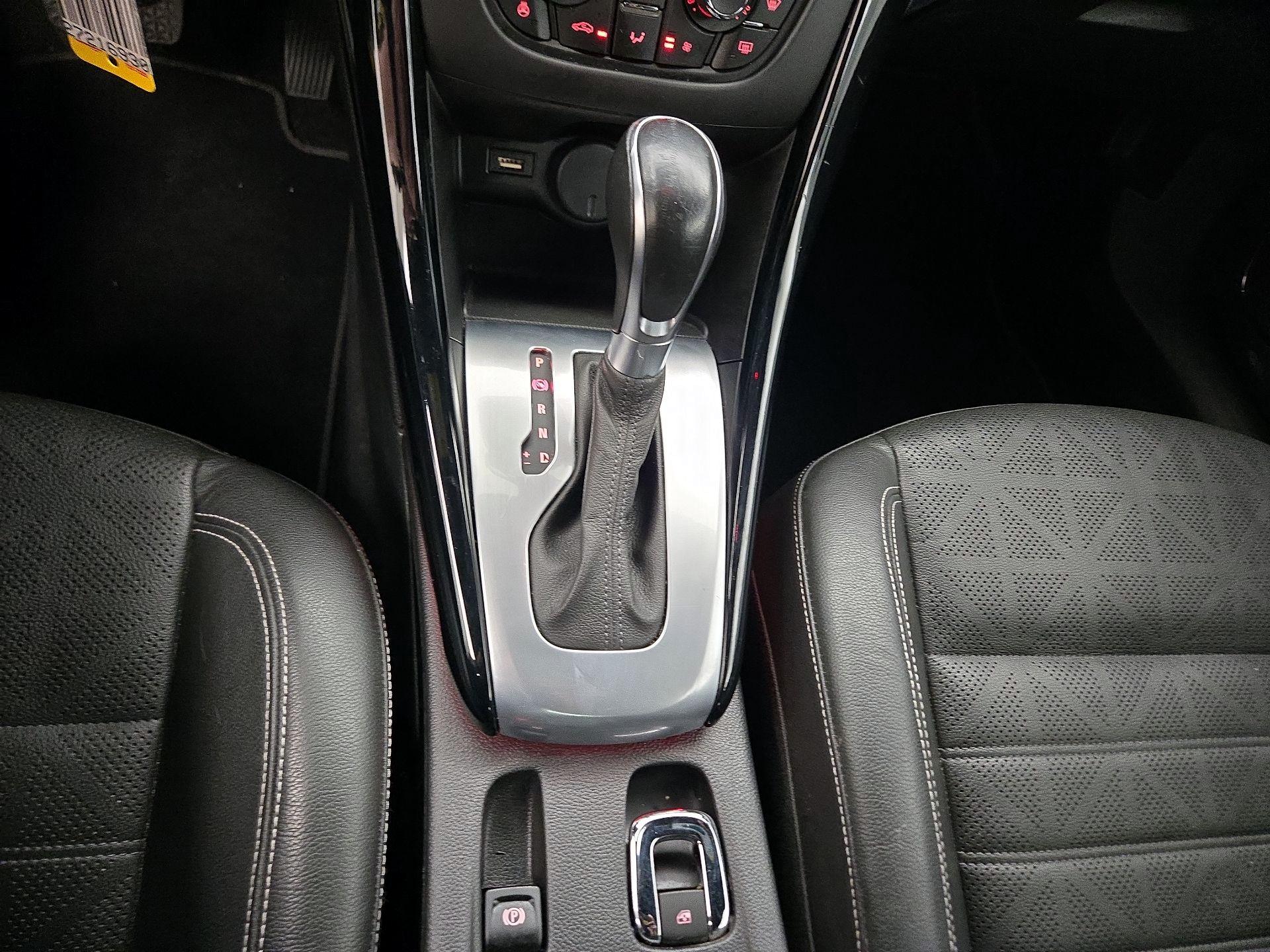 Thumbnail: 2016 Buick Cascada - 18
