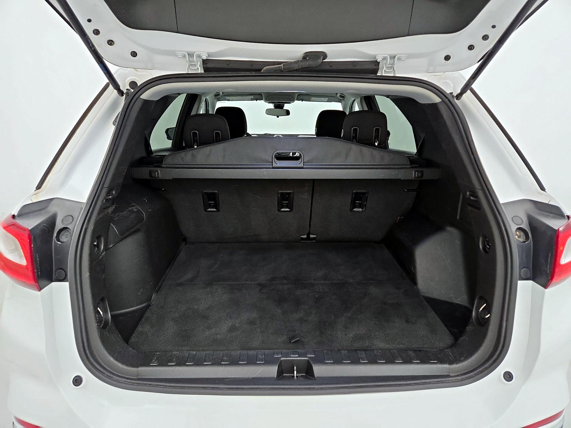 Thumbnail: 2020 Chevrolet Equinox - 20