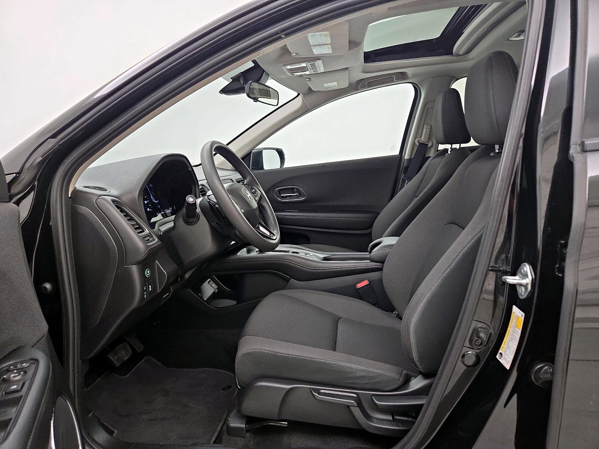 Thumbnail: 2022 Honda HR-V - 11
