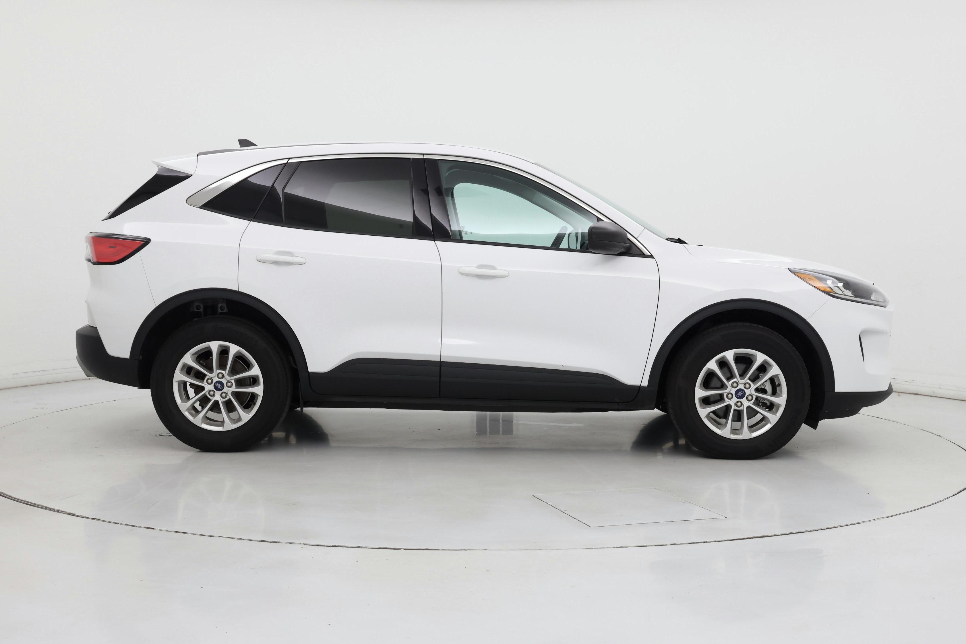 Thumbnail: 2022 Ford Escape - 7