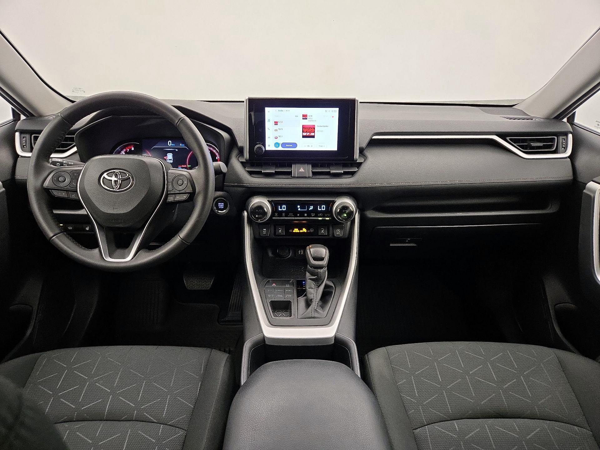 Thumbnail: 2024 Toyota RAV4 - 9