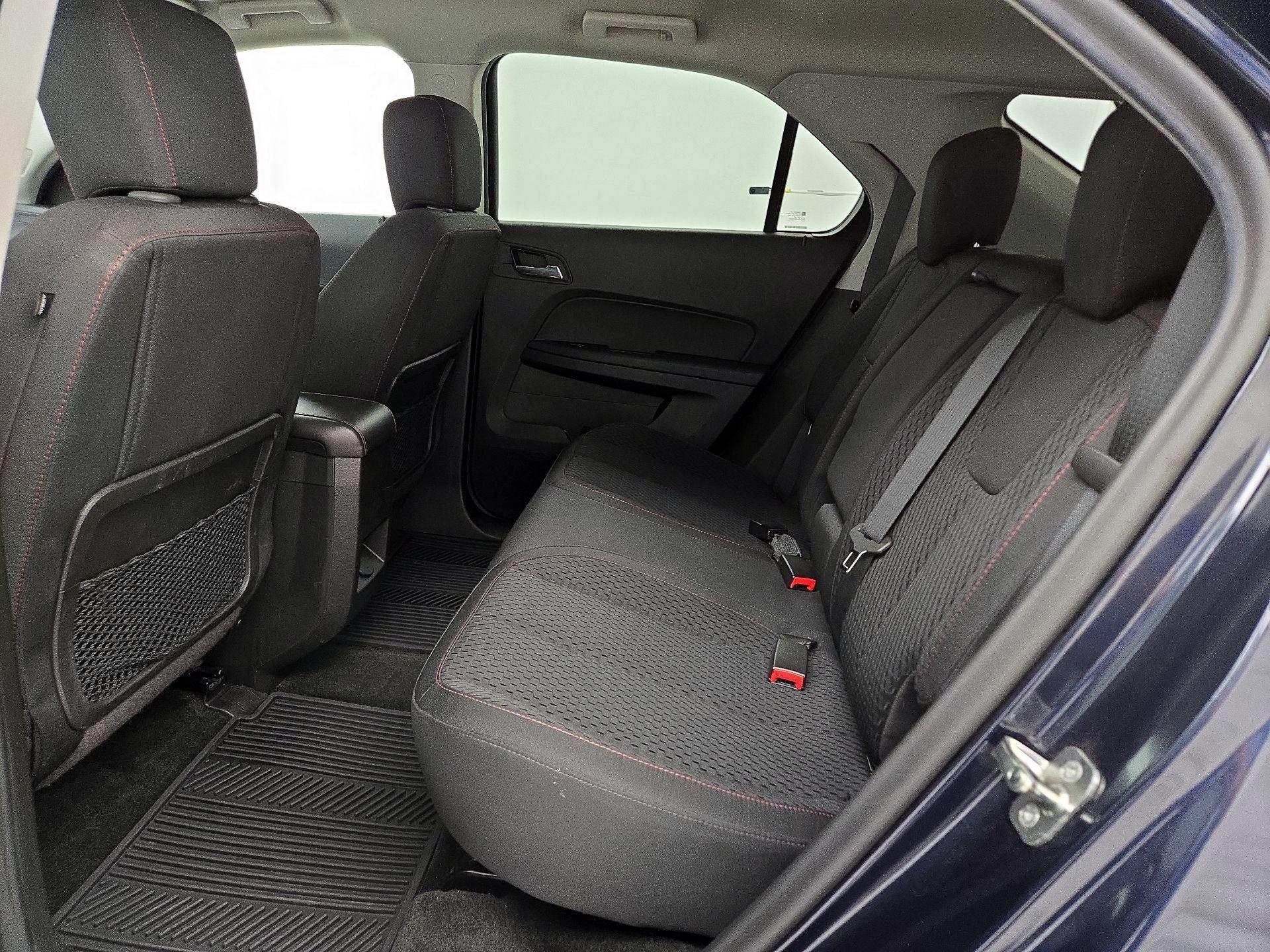 Thumbnail: 2015 Chevrolet Equinox - 18