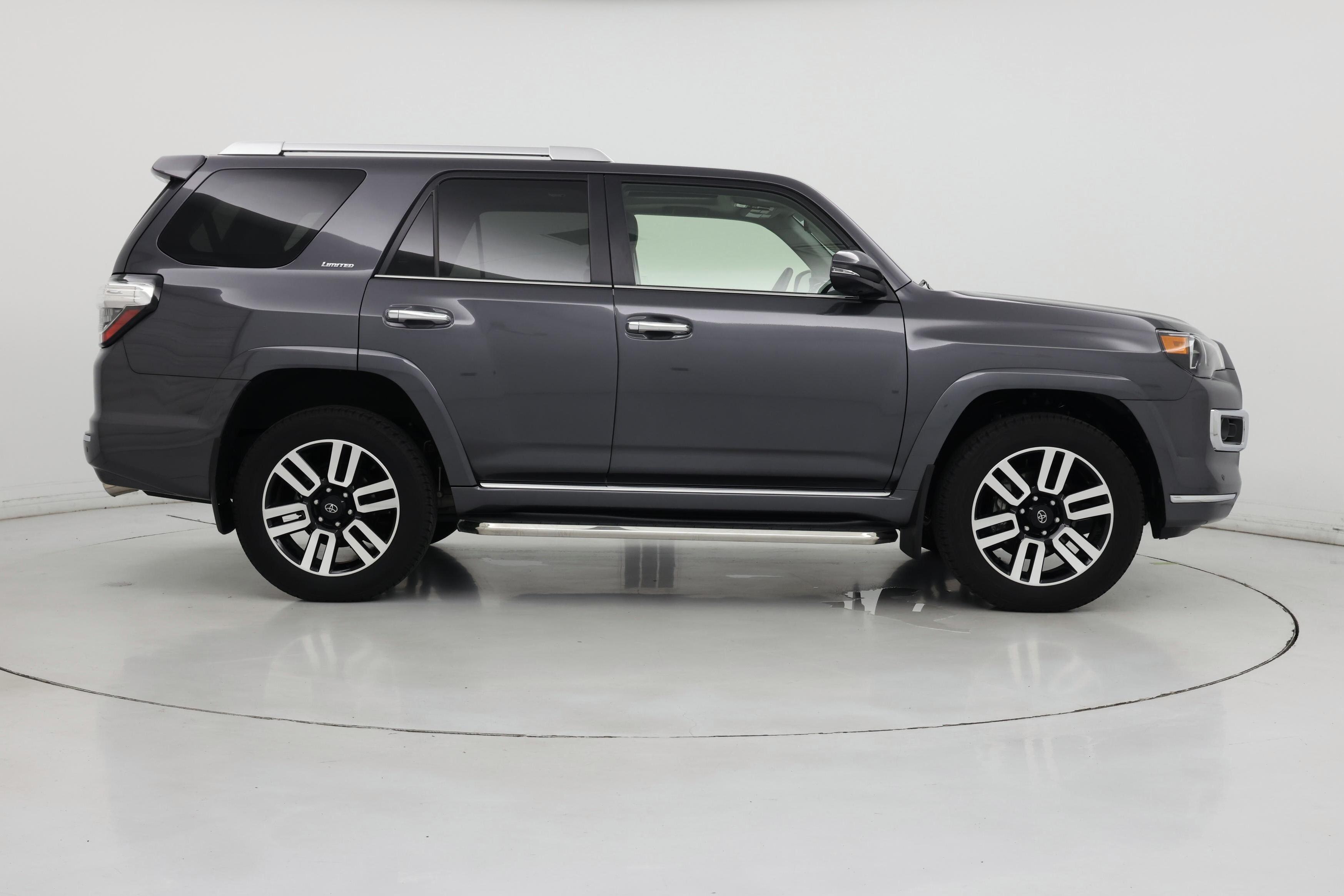 Thumbnail: 2022 Toyota 4Runner - 7