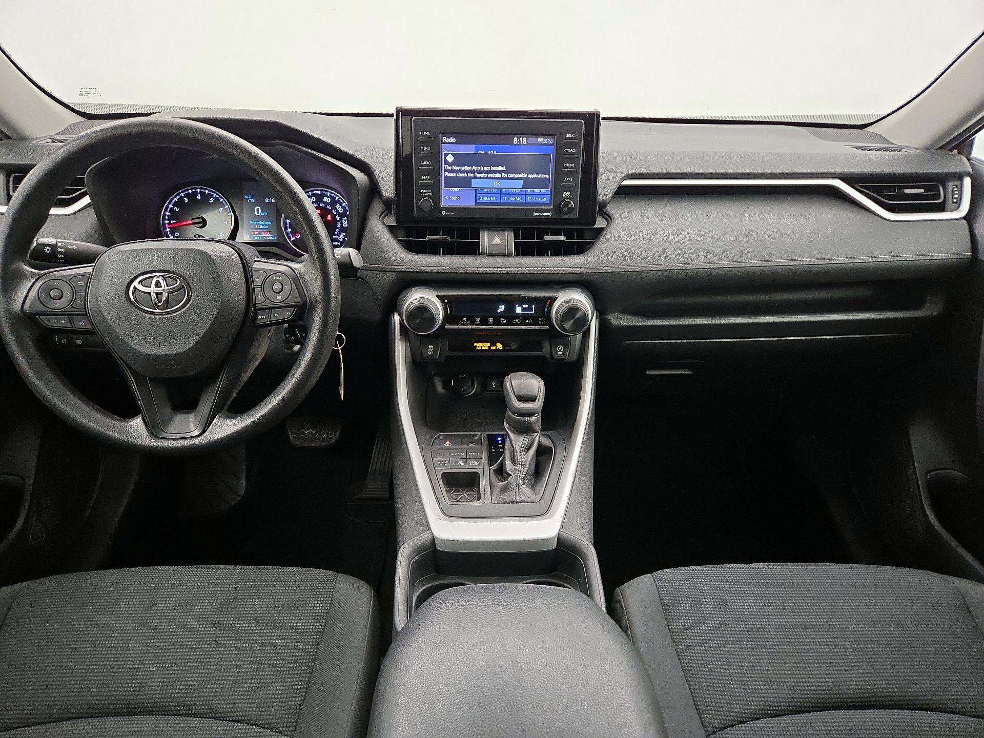 Thumbnail: 2020 Toyota RAV4 - 9
