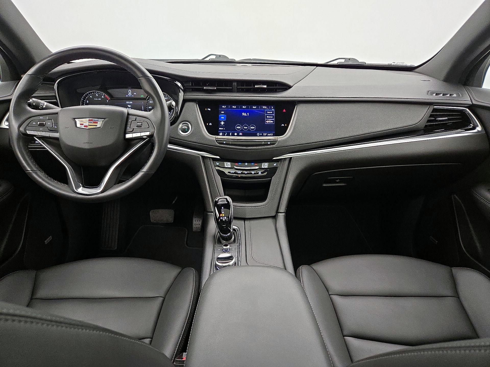 Thumbnail: 2023 Cadillac XT6 - 9
