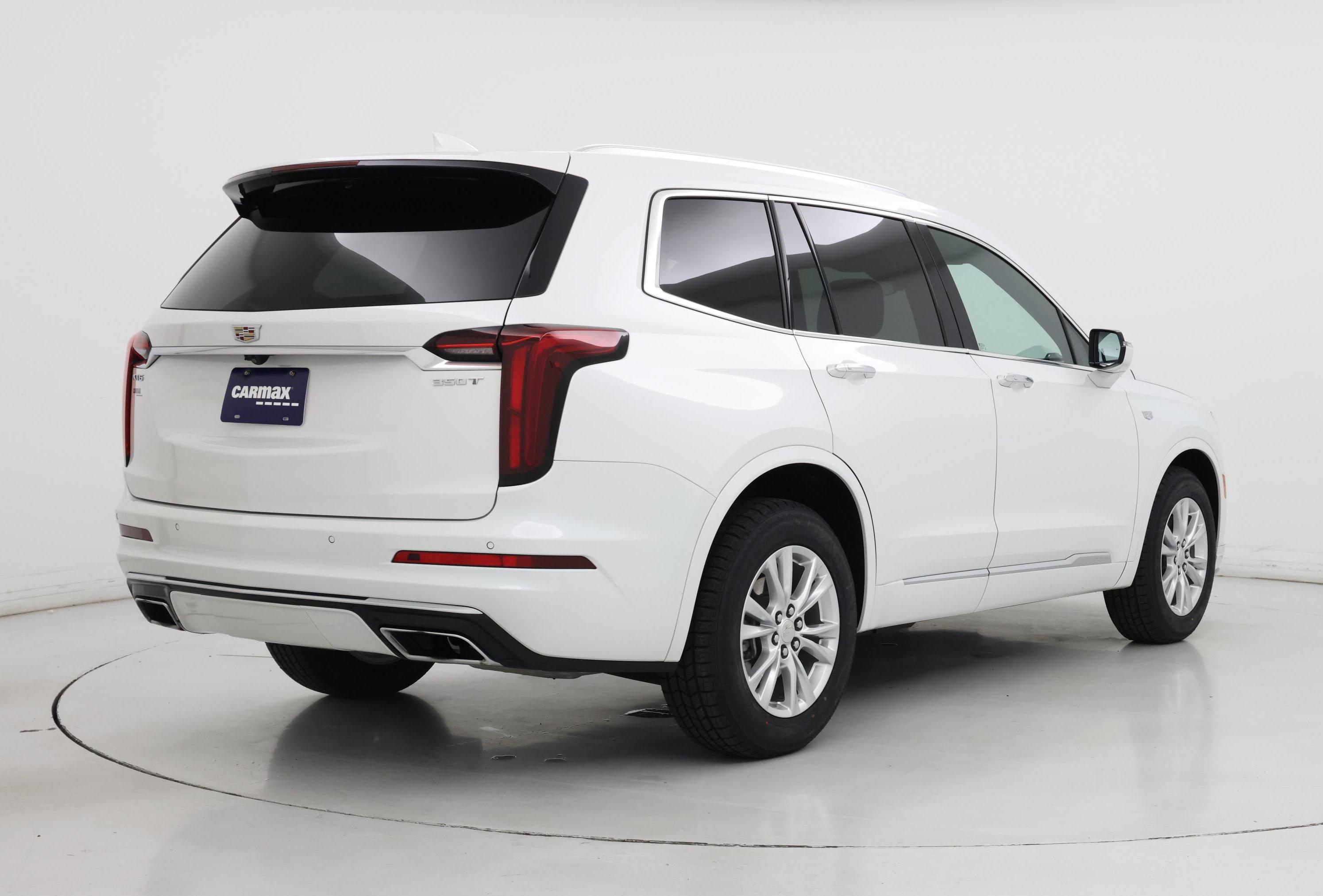 Thumbnail: 2023 Cadillac XT6 - 8