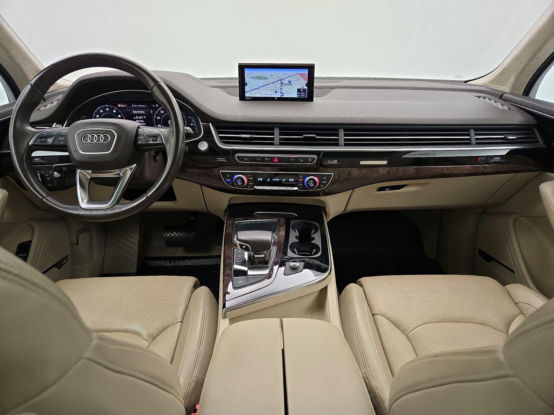 Thumbnail: 2017 Audi Q7 - 9
