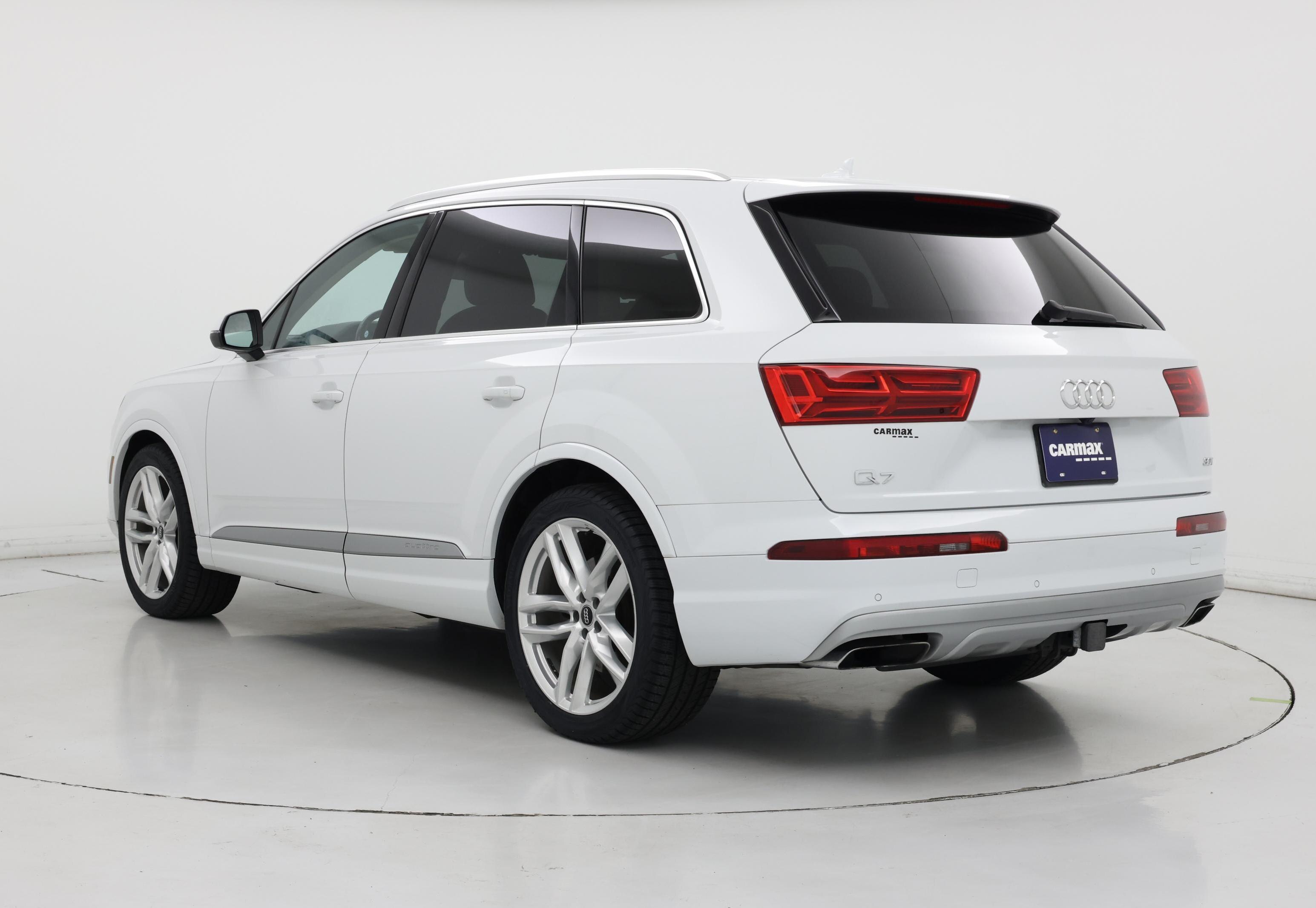 Thumbnail: 2017 Audi Q7 - 2