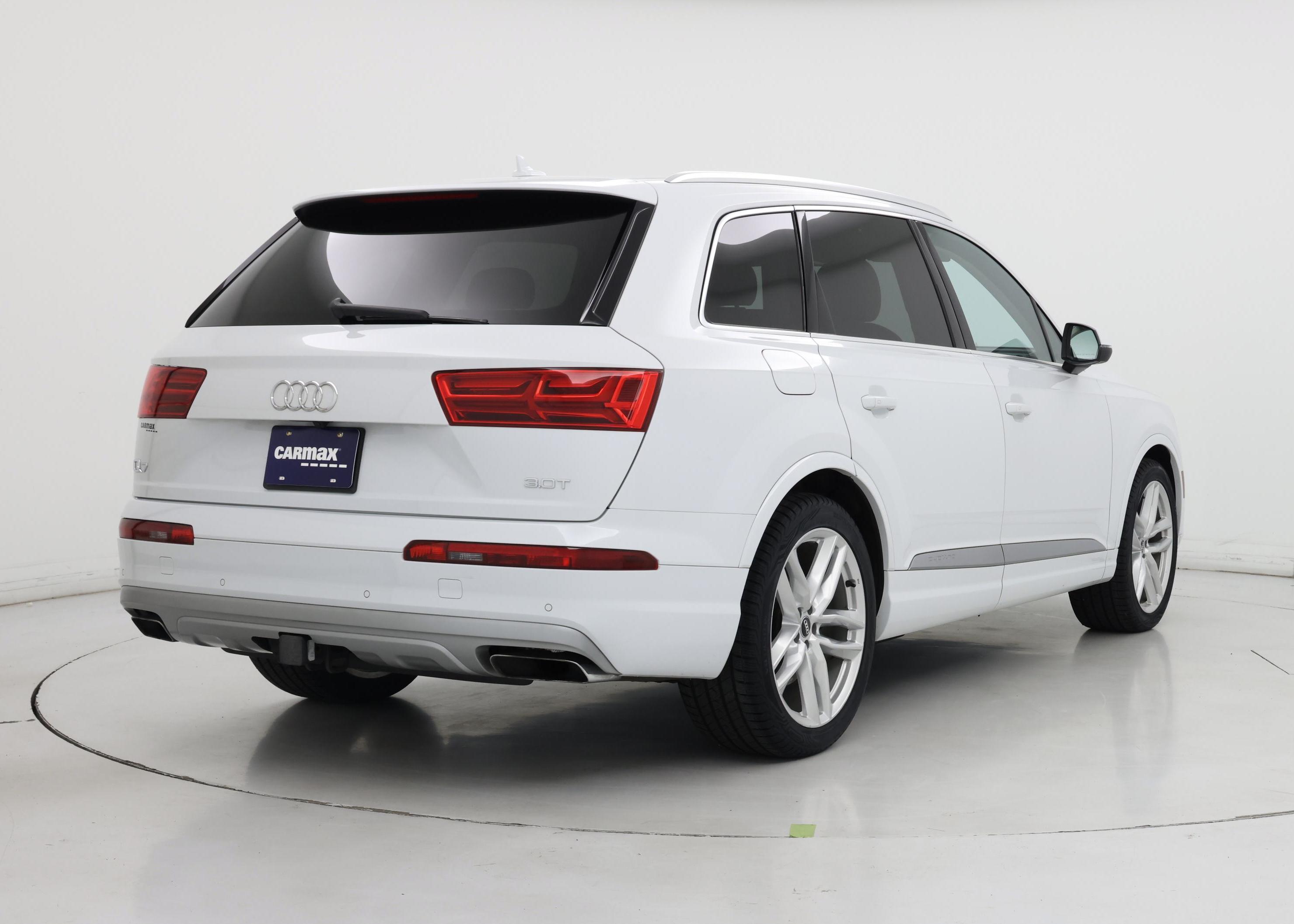 Thumbnail: 2017 Audi Q7 - 8