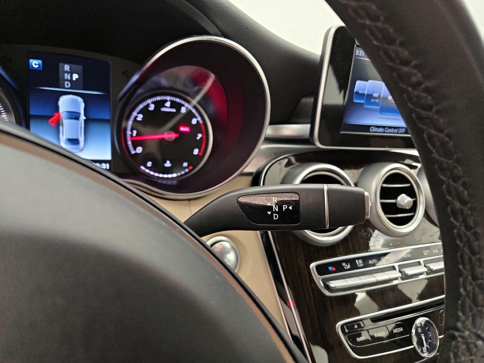 Thumbnail: 2018 Mercedes-Benz C-Class - 17