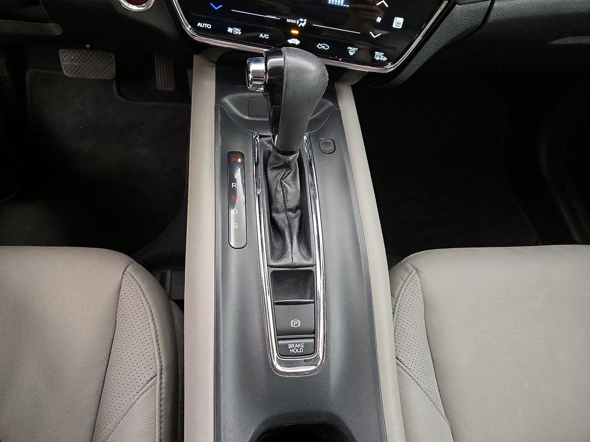 Thumbnail: 2017 Honda HR-V - 17