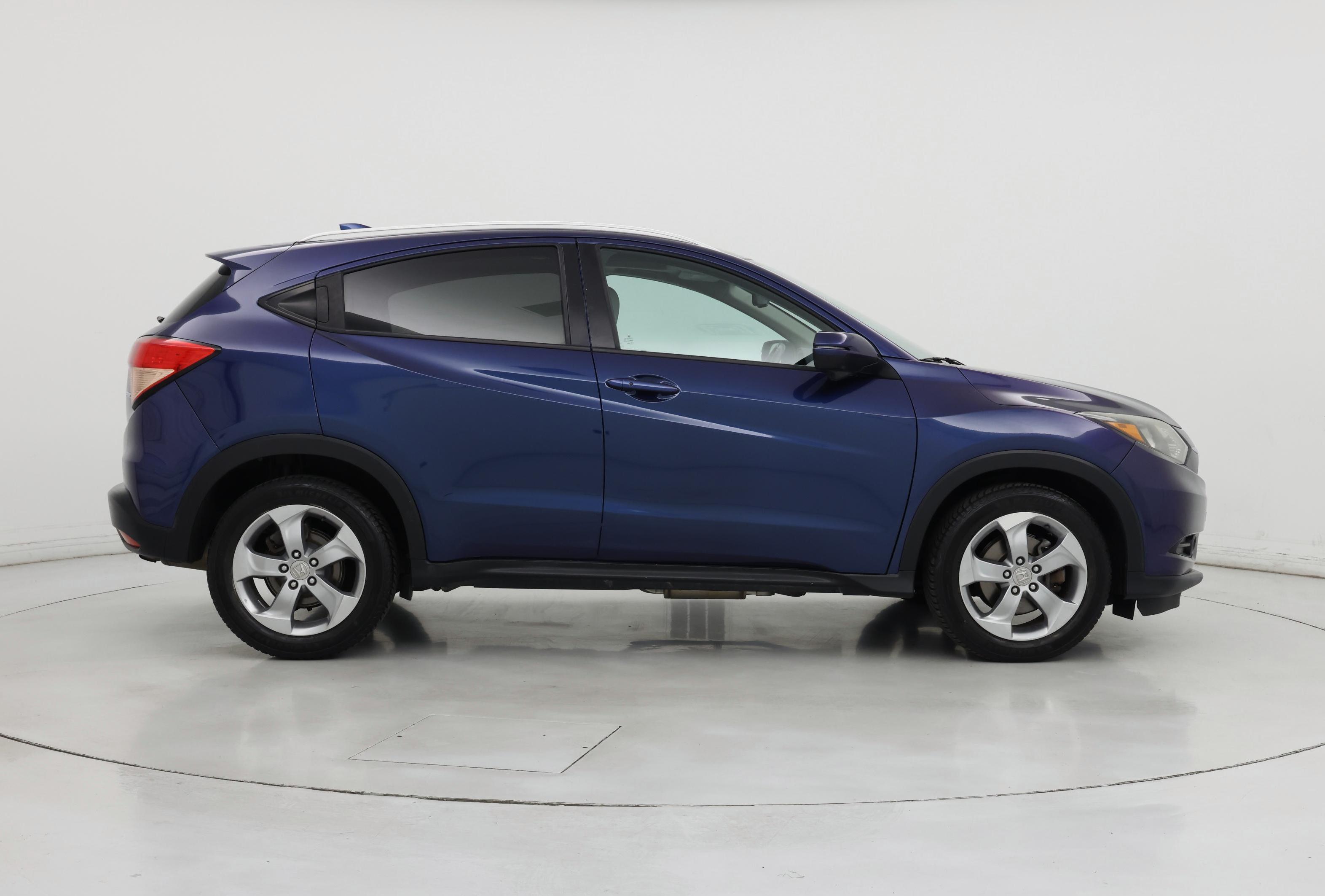 Thumbnail: 2017 Honda HR-V - 7