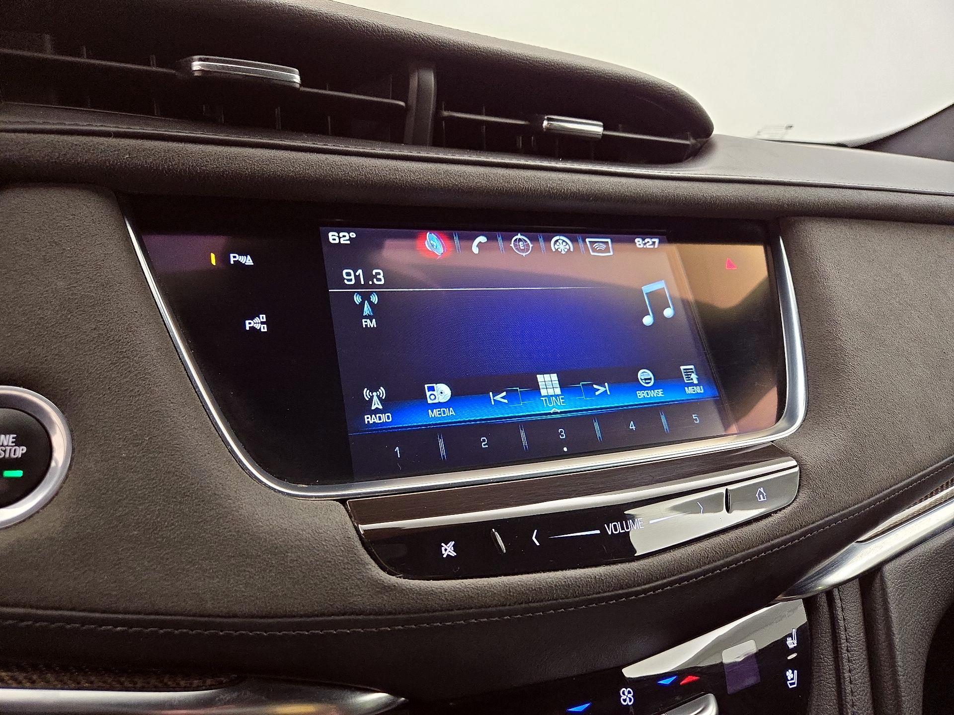 Thumbnail: 2017 Cadillac XT5 - 16