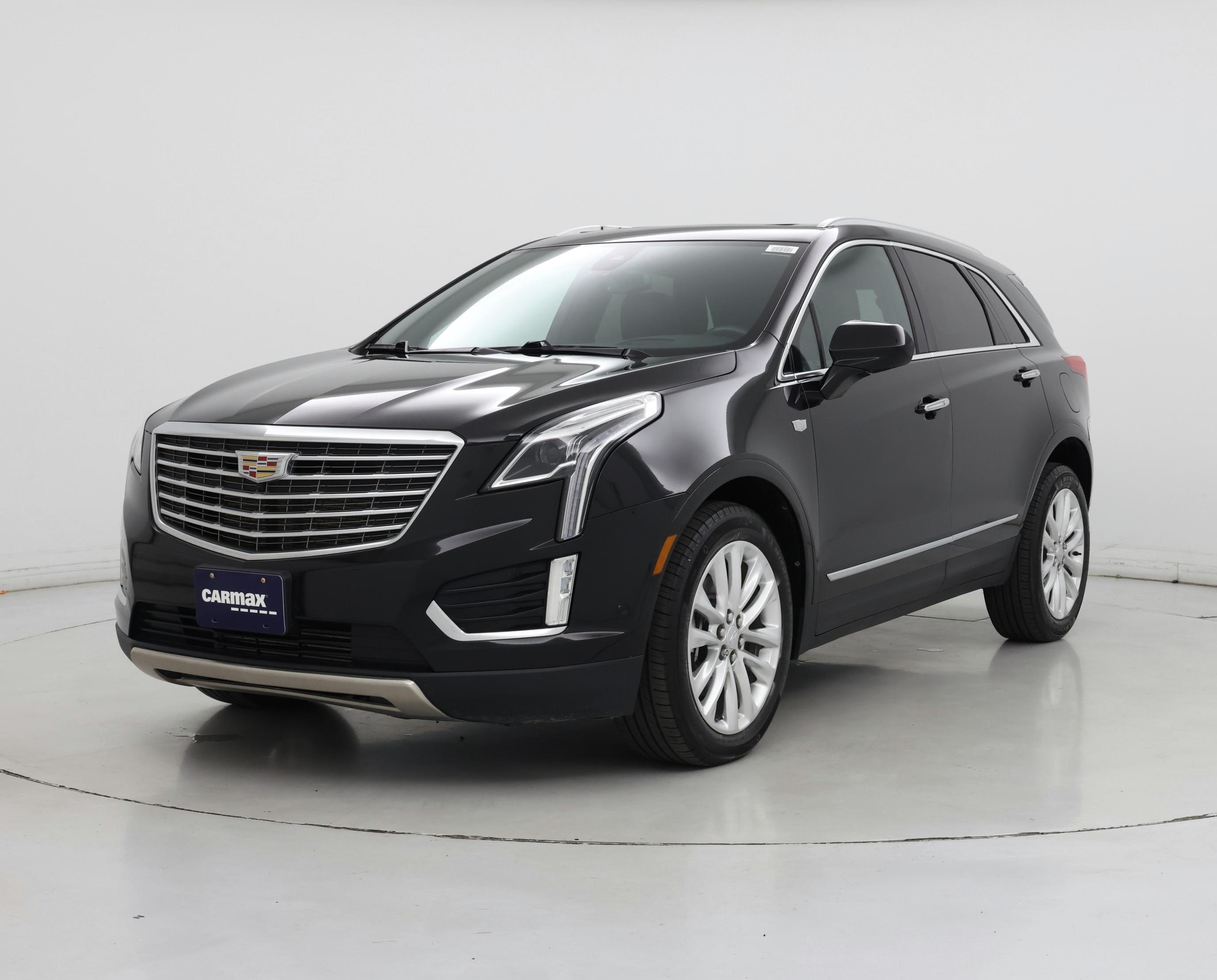 Thumbnail: 2017 Cadillac XT5 - 4