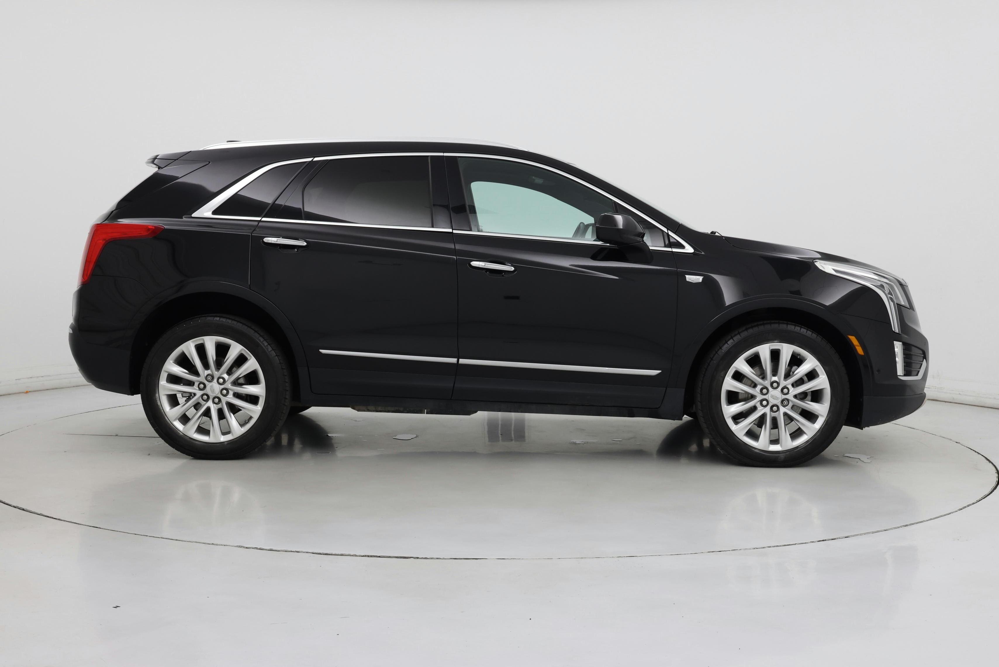 Thumbnail: 2017 Cadillac XT5 - 7