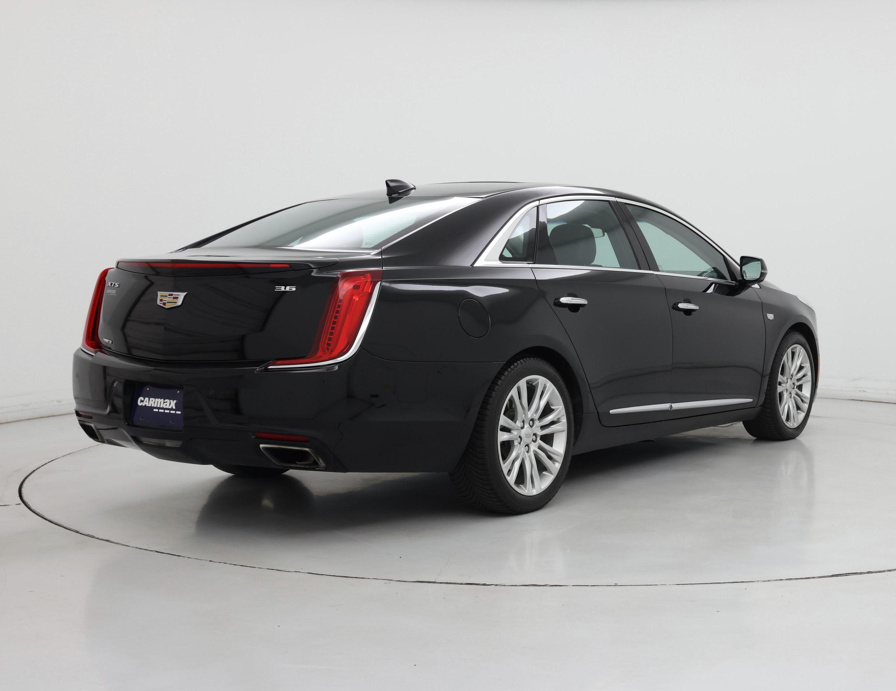 Thumbnail: 2018 Cadillac XTS - 8