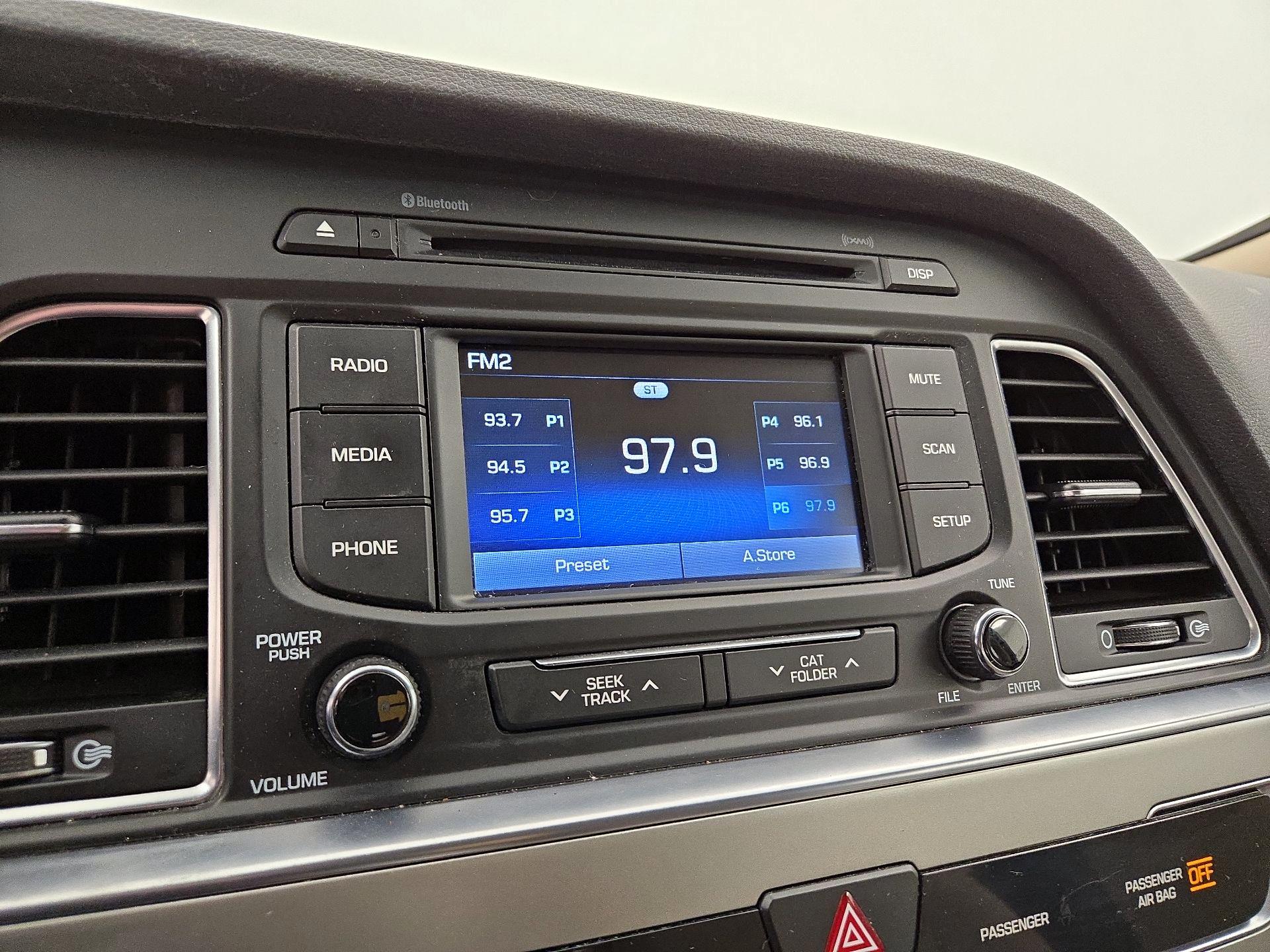 Thumbnail: 2015 Hyundai Sonata - 15