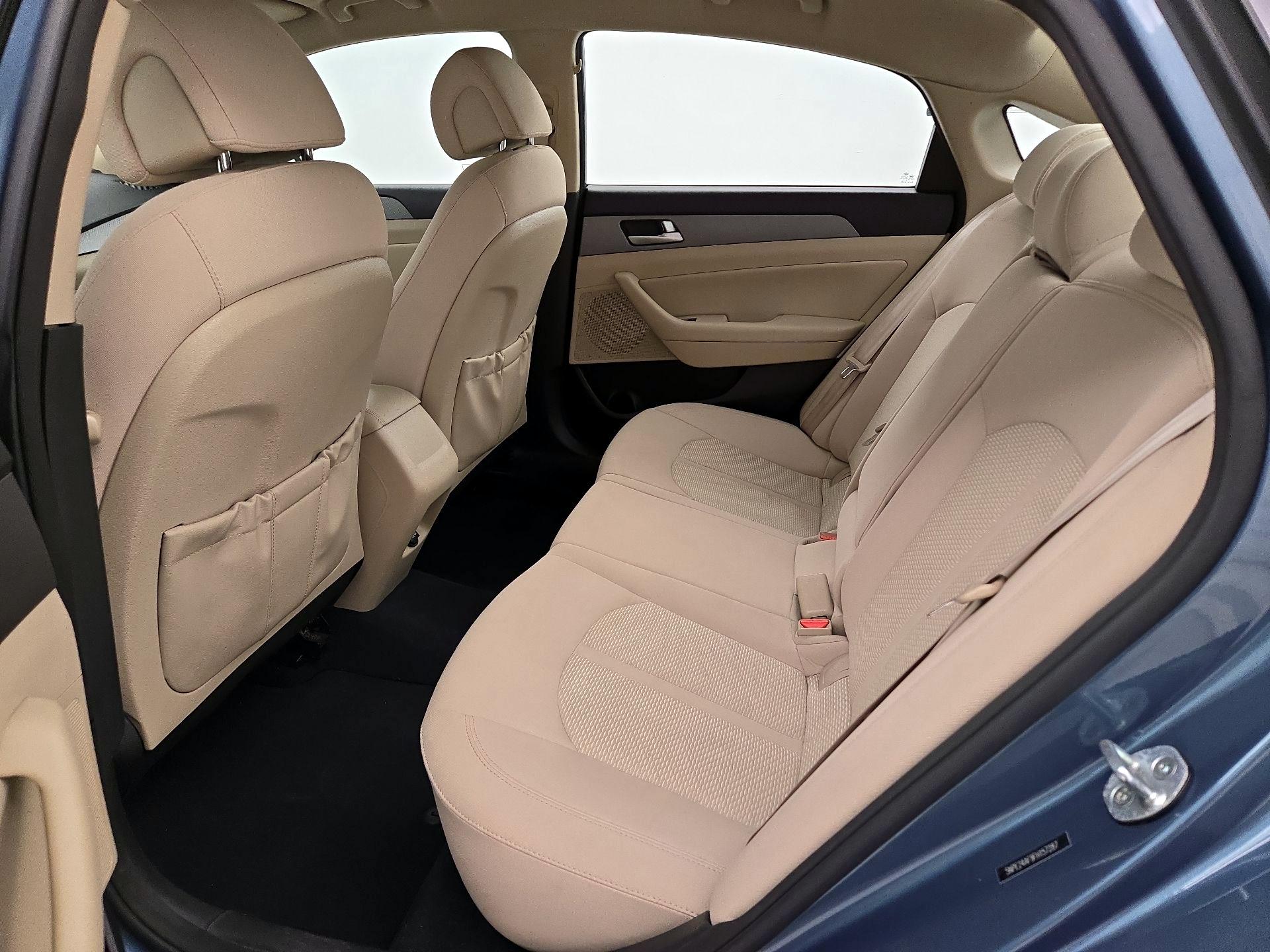 Thumbnail: 2015 Hyundai Sonata - 19