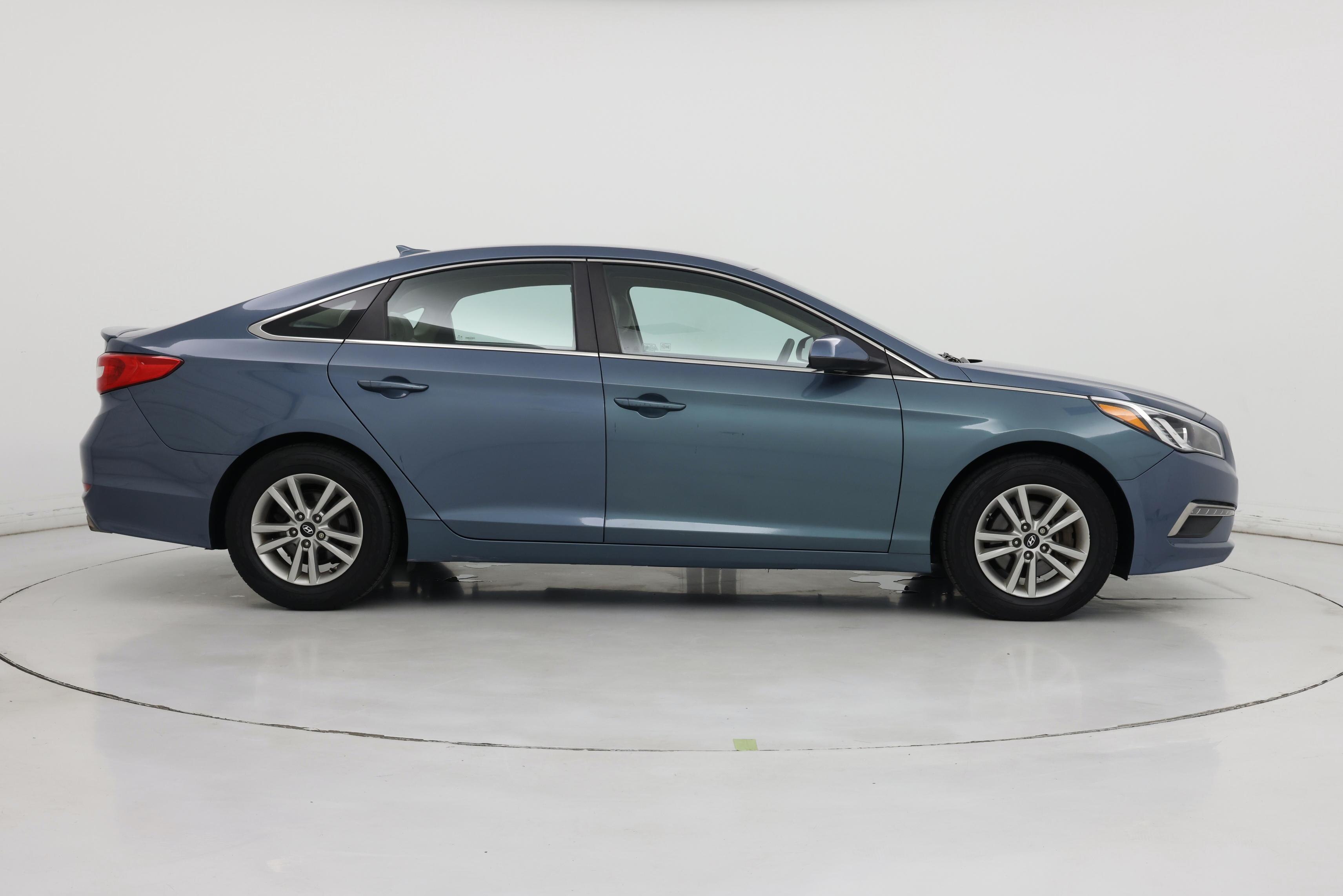 Thumbnail: 2015 Hyundai Sonata - 7