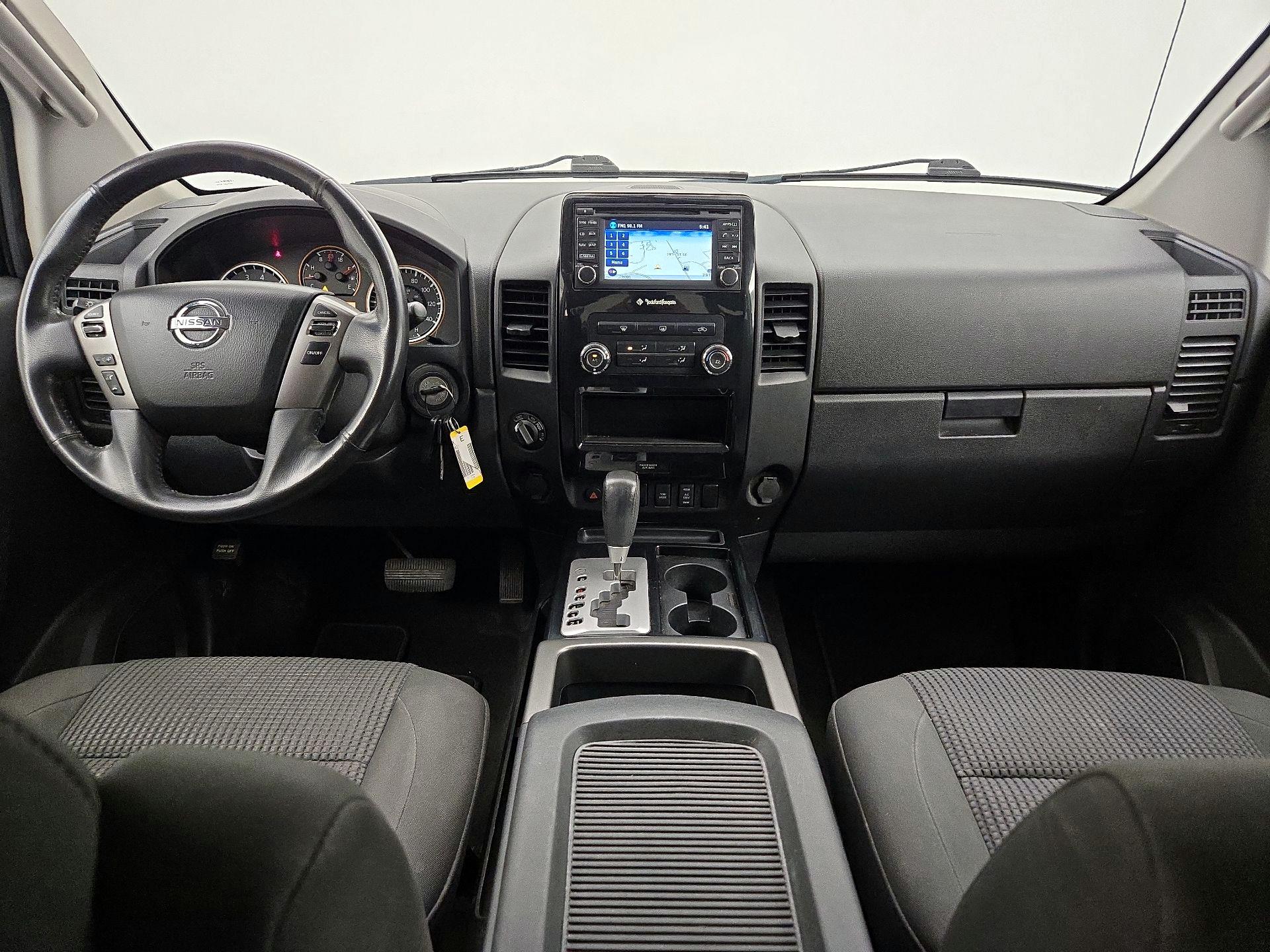 Thumbnail: 2015 Nissan Titan - 9