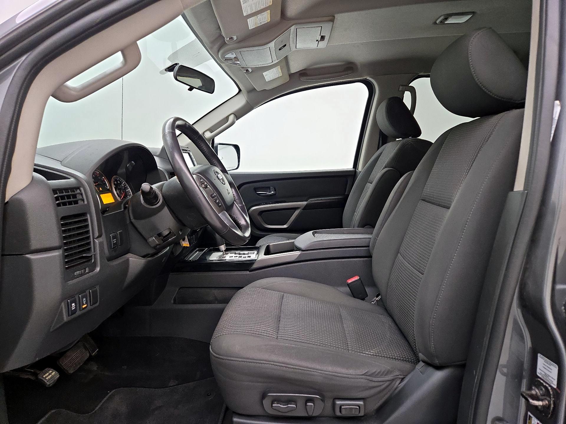 Thumbnail: 2015 Nissan Titan - 11