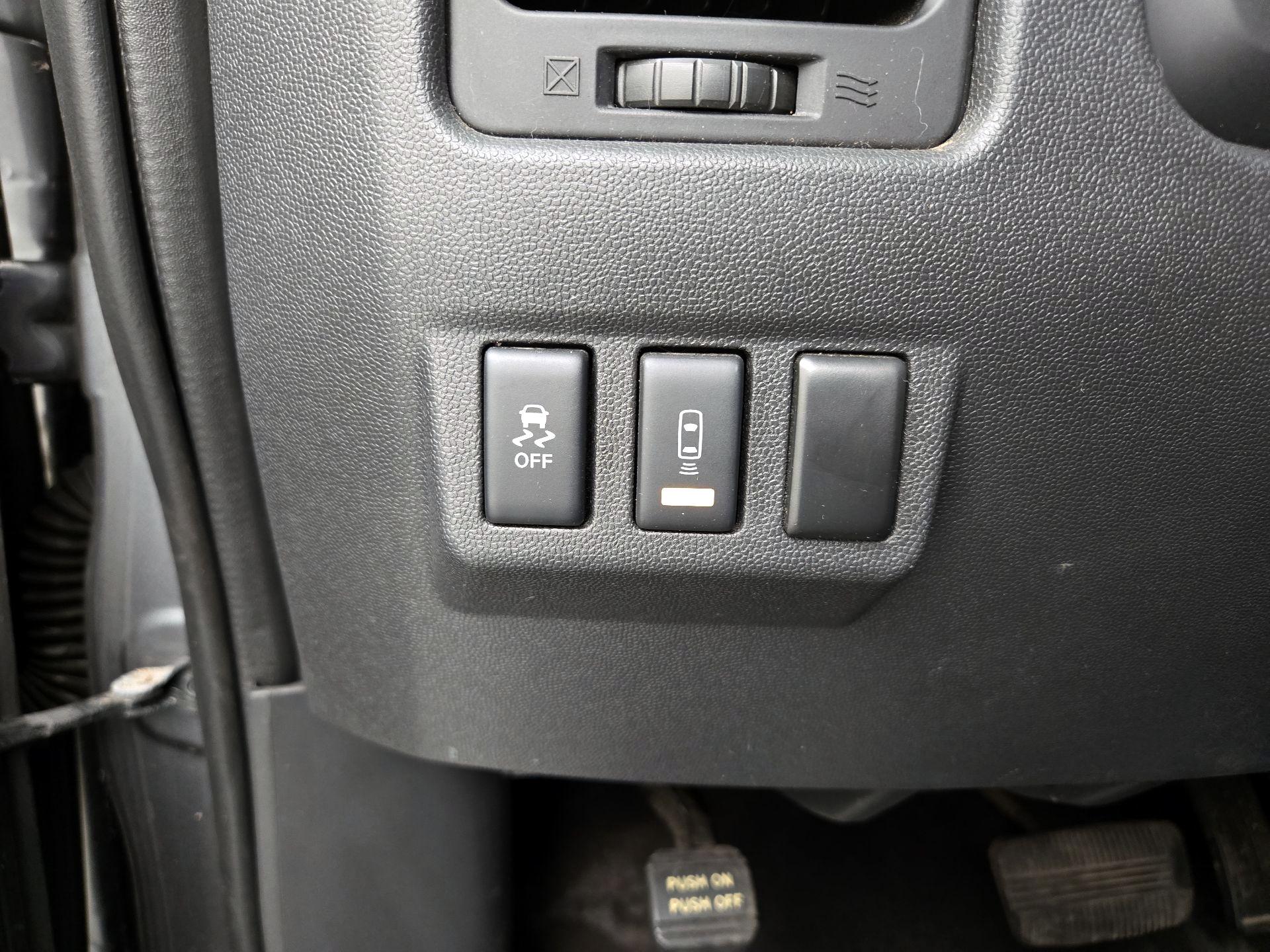 Thumbnail: 2015 Nissan Titan - 13