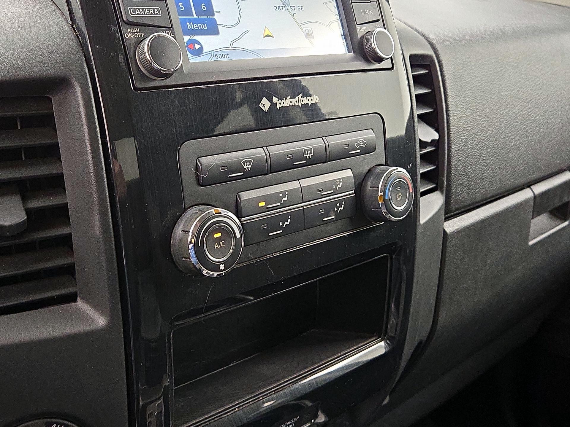 Thumbnail: 2015 Nissan Titan - 17