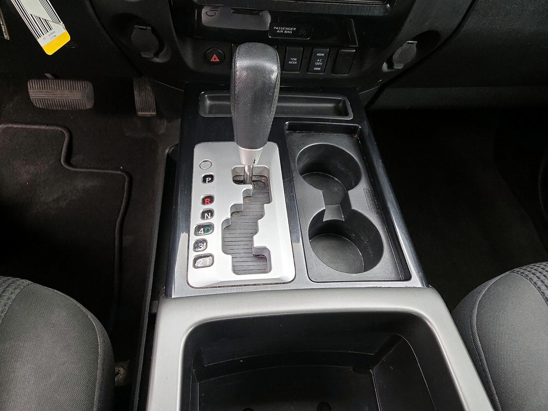 Thumbnail: 2015 Nissan Titan - 18