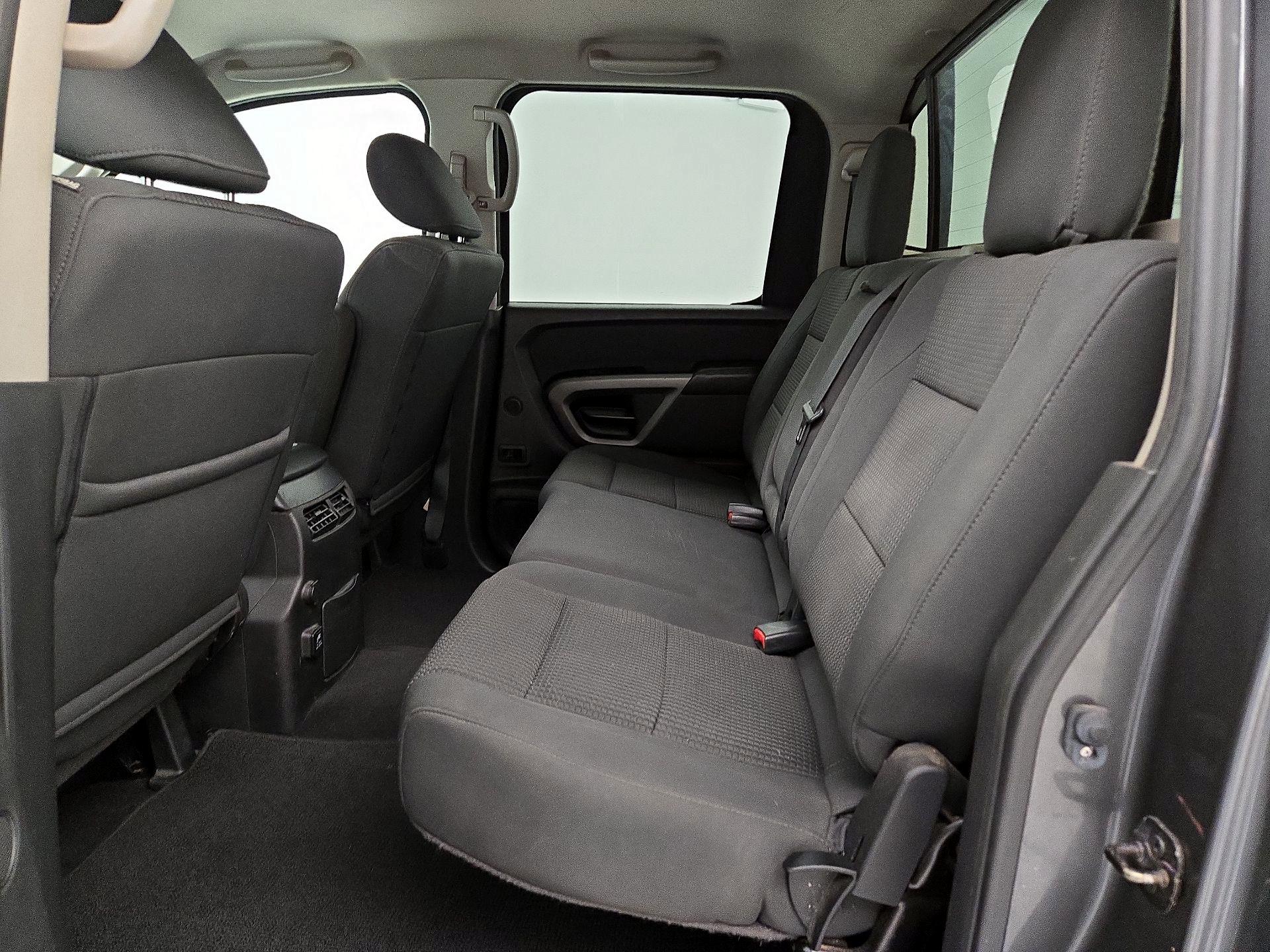 Thumbnail: 2015 Nissan Titan - 20