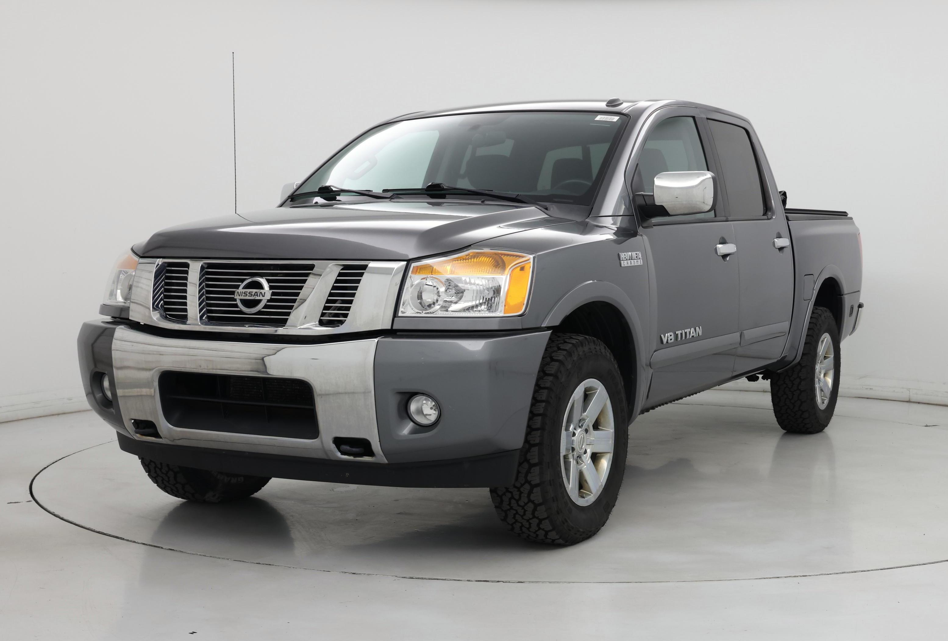 Thumbnail: 2015 Nissan Titan - 4
