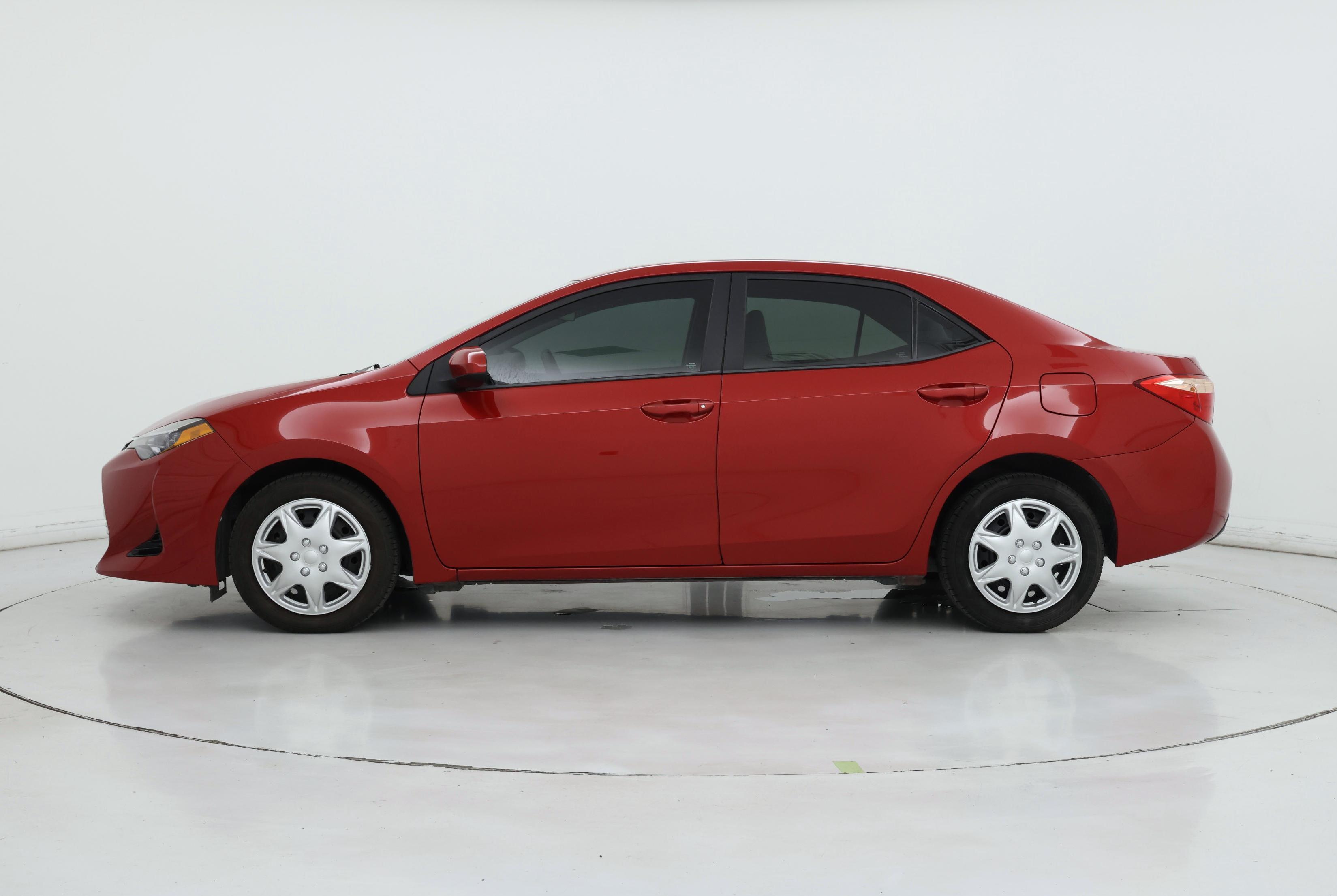 Thumbnail: 2017 Toyota Corolla - 3