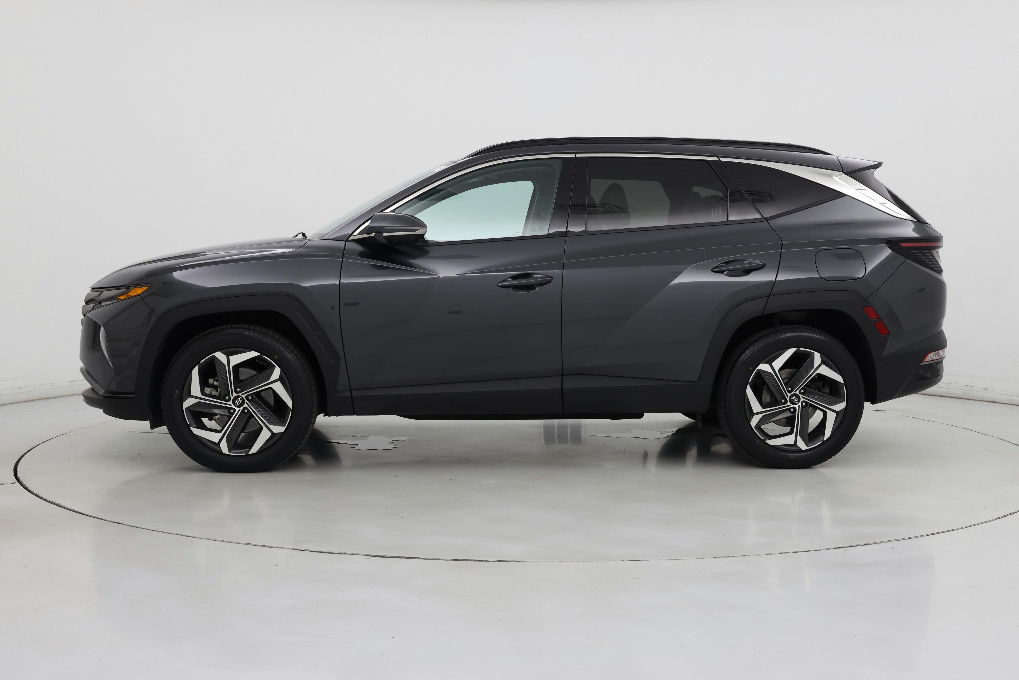 Thumbnail: 2022 Hyundai Tucson - 3