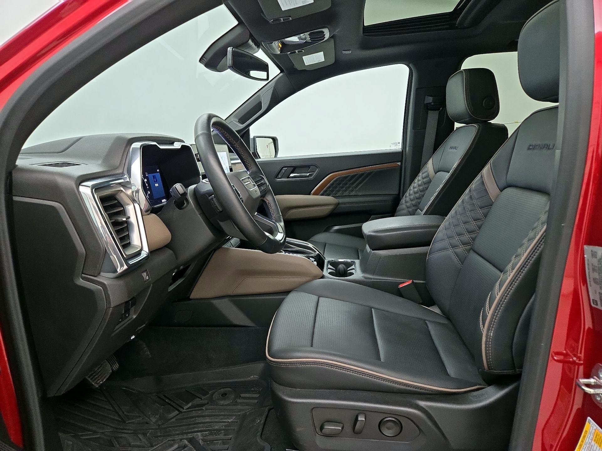 Thumbnail: 2023 GMC Canyon - 11