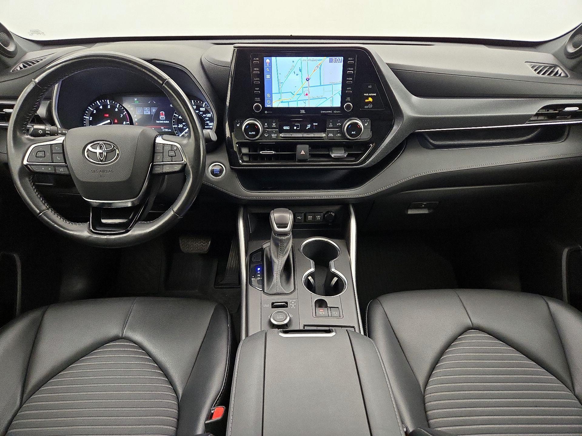 Thumbnail: 2021 Toyota Highlander - 9