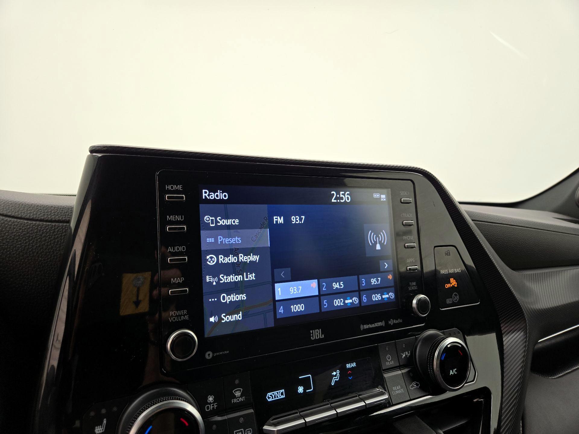 Thumbnail: 2021 Toyota Highlander - 16