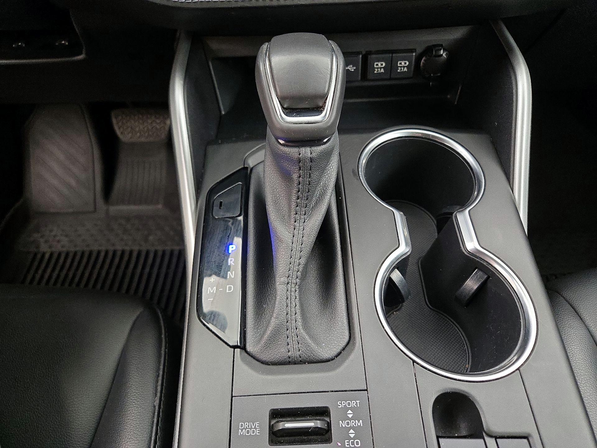 Thumbnail: 2021 Toyota Highlander - 18