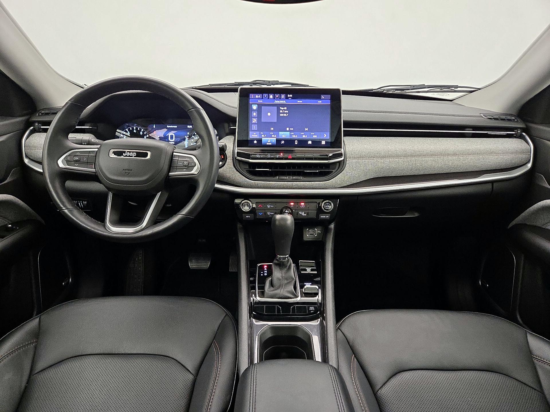 Thumbnail: 2022 Jeep Compass - 9
