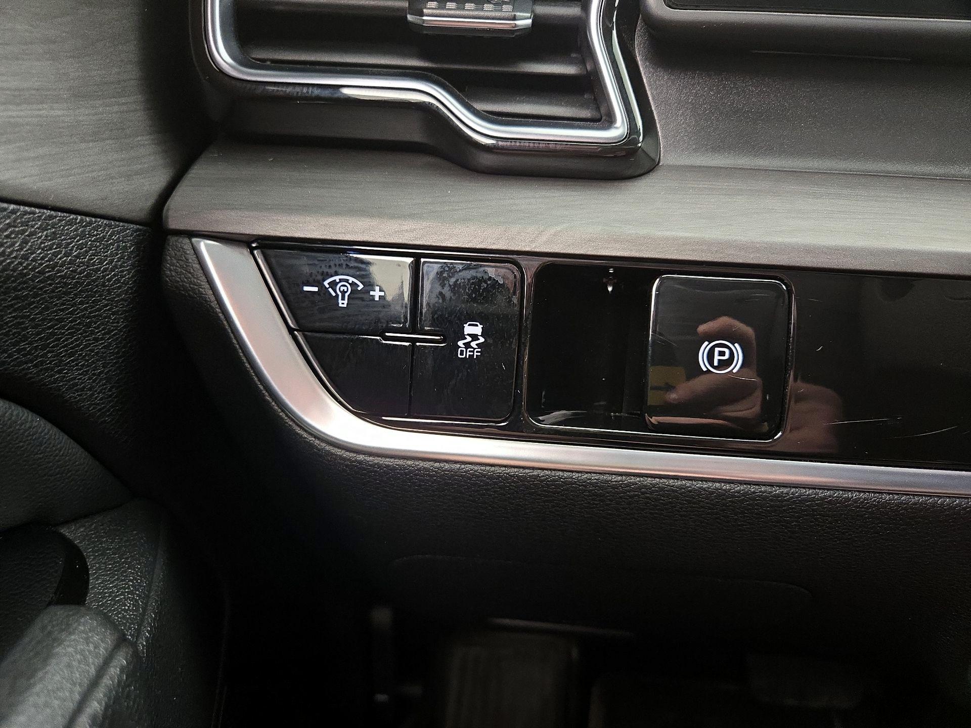 Thumbnail: 2024 Kia Sportage - 13
